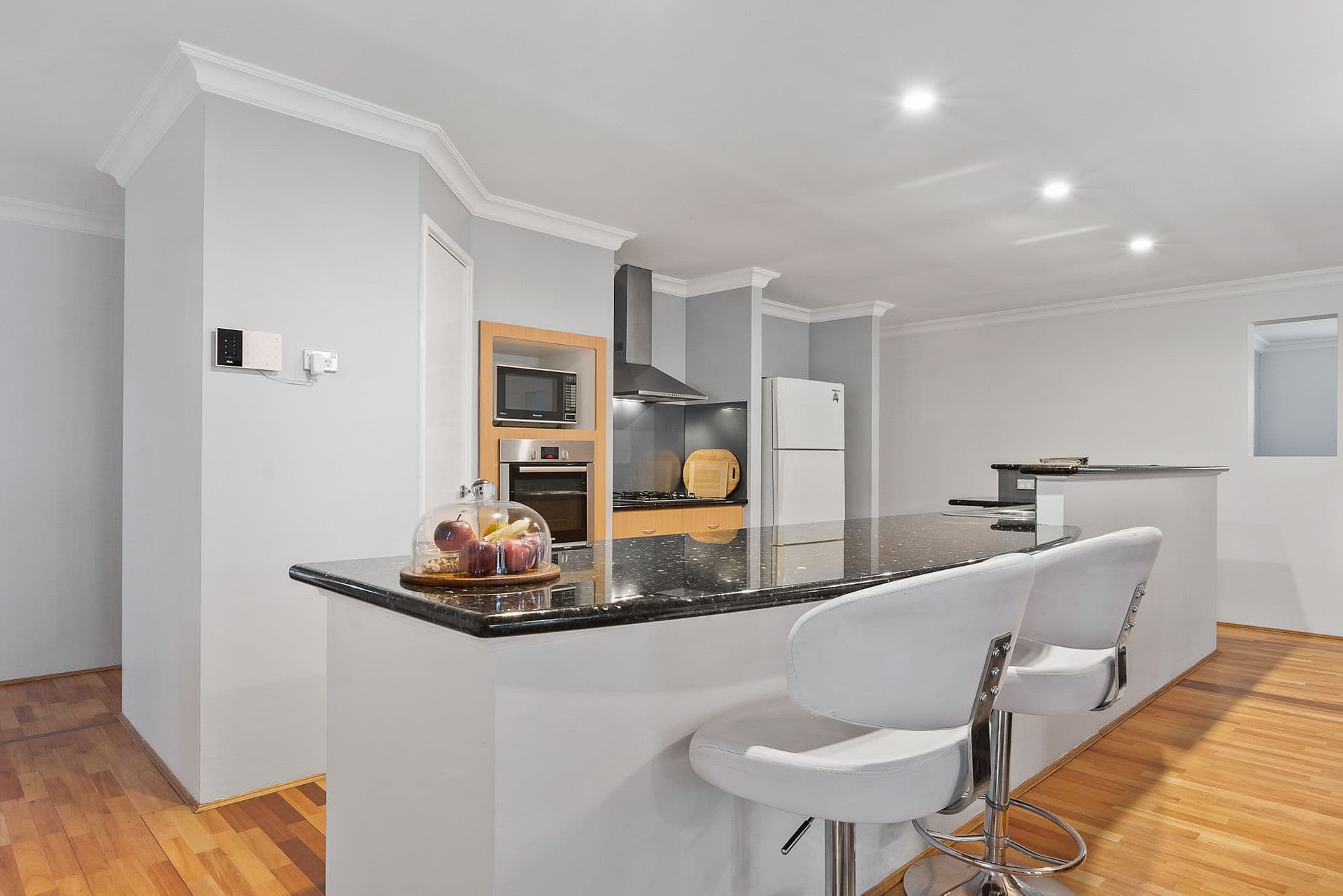 21 Heatherglen Road, Australind, WA, 6233, Australind - Thumbnail 5