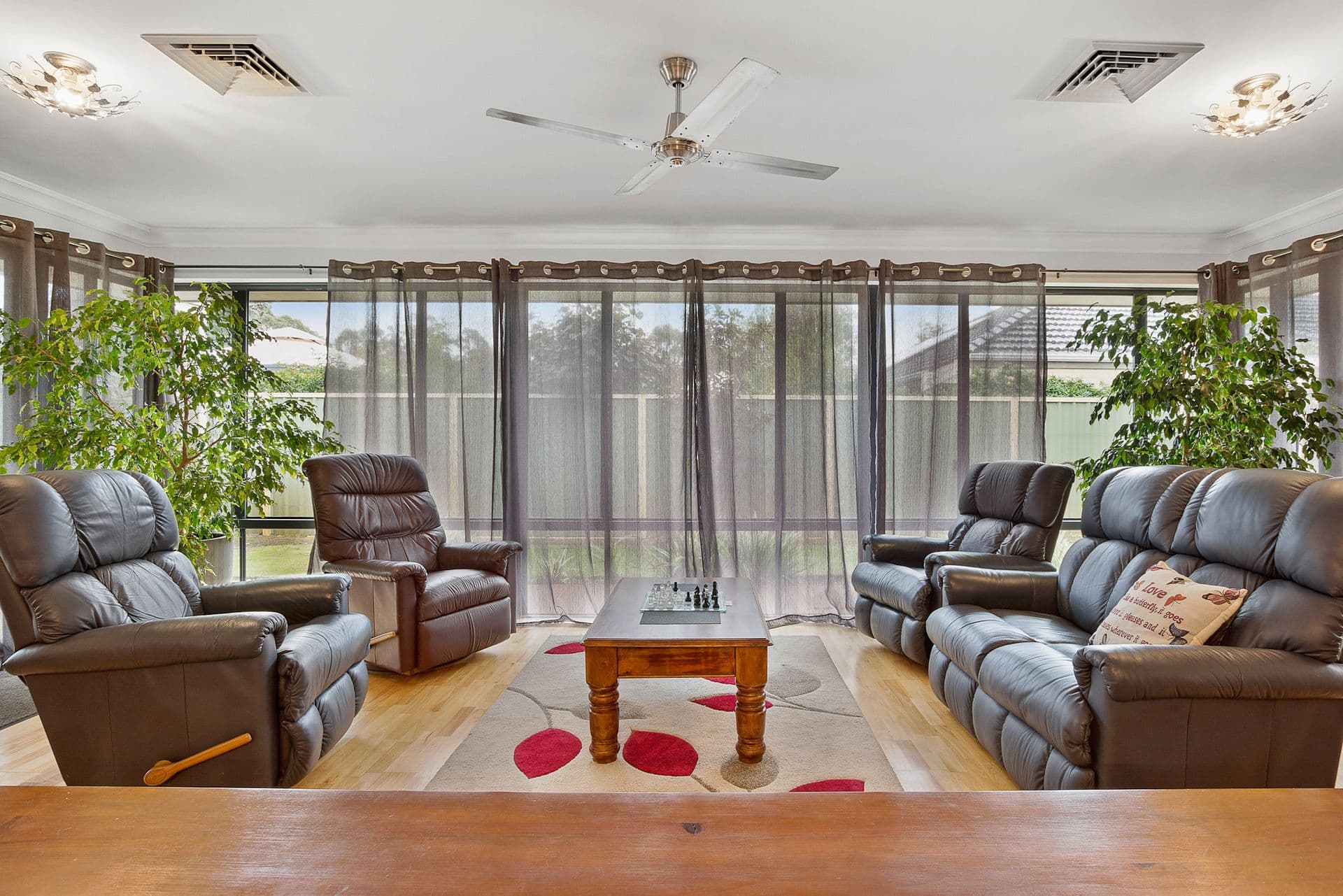 21 Heatherglen Road, Australind, WA, 6233, Australind - Thumbnail 3