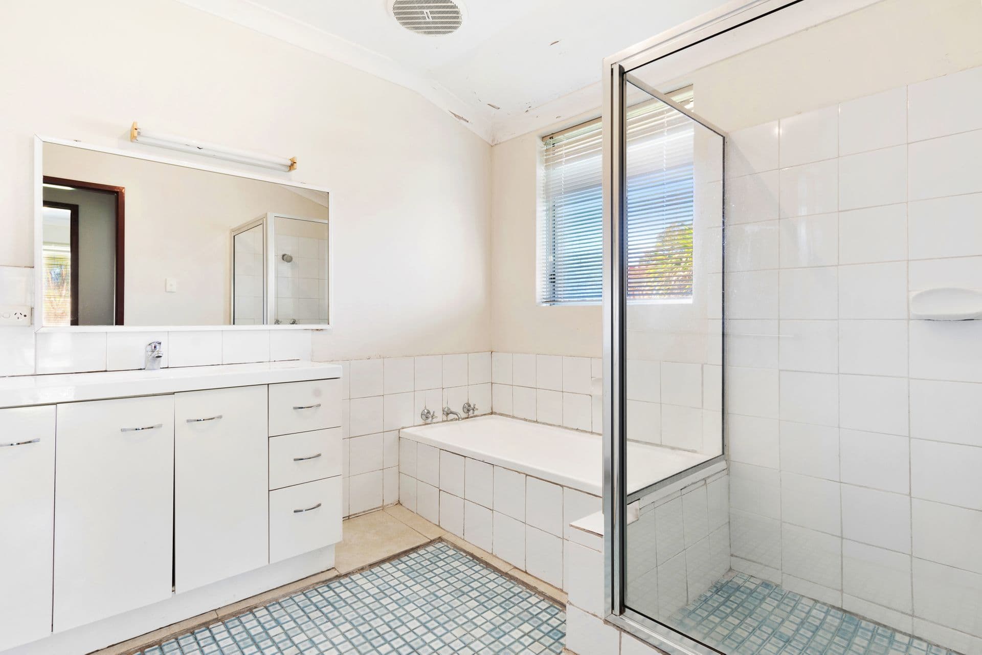 2 Minella Road, Harvey, WA, 6220, Harvey - Thumbnail 6