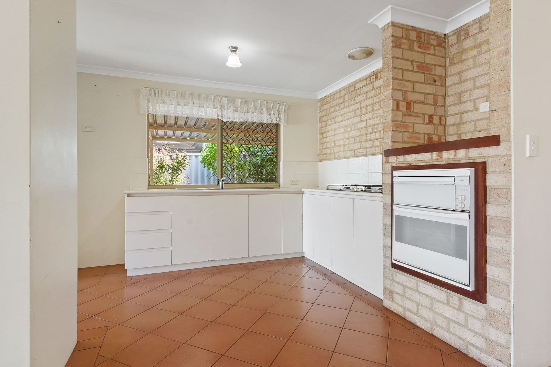 15 Magdalen Place, College Grove, WA, 6230, College Grove - Thumbnail 3