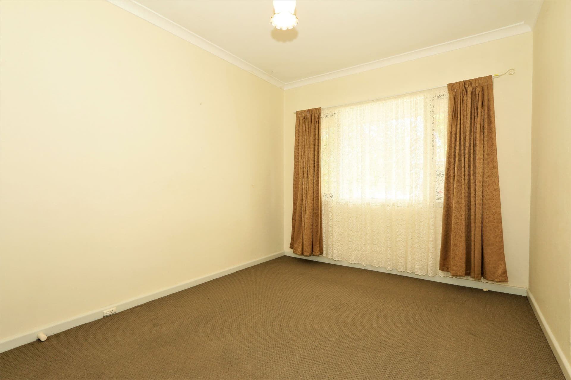 10 Sulphur Street, Withers, WA, 6230, Withers - Thumbnail 5