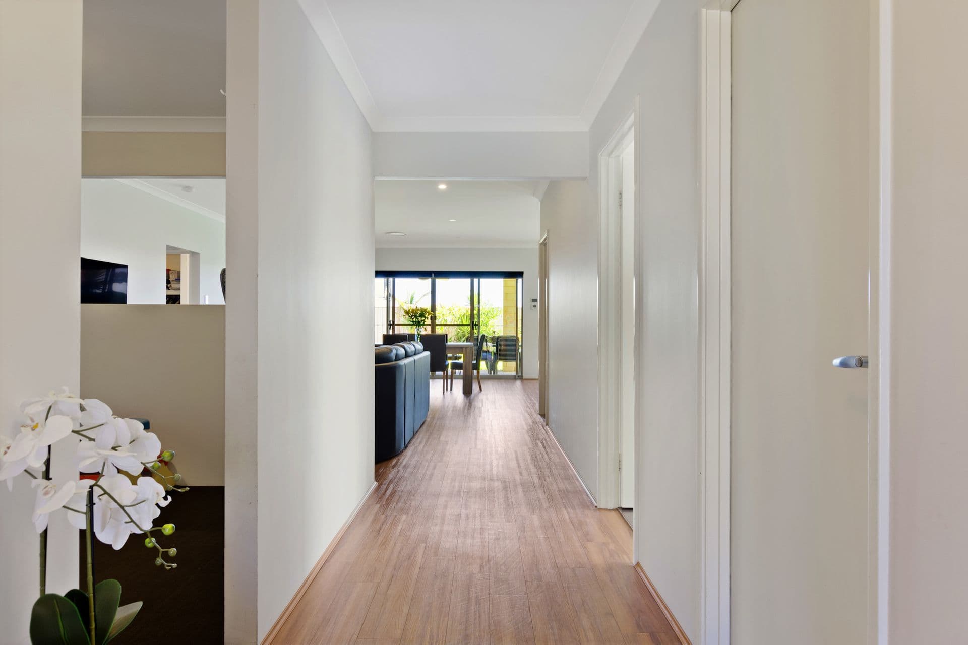 20 Ammolite Way, Australind, WA, 6233, Australind - Thumbnail 2