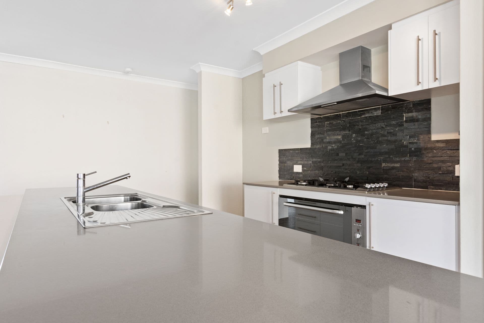 23 Advance Road, Dalyellup, WA, 6230, Dalyellup - Thumbnail 2