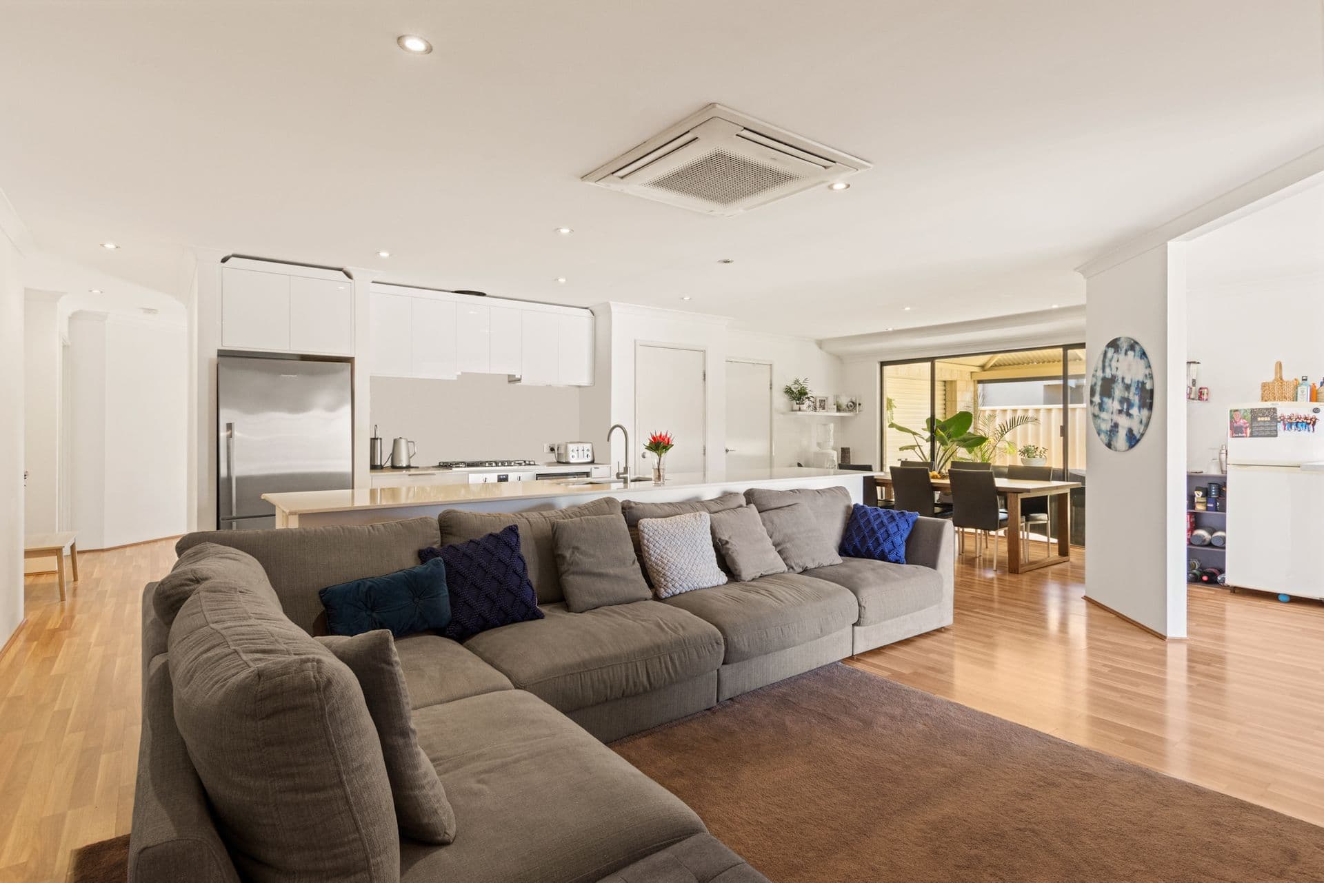 12 Avon Gardens, Millbridge, WA, 6232, Millbridge - Thumbnail 2