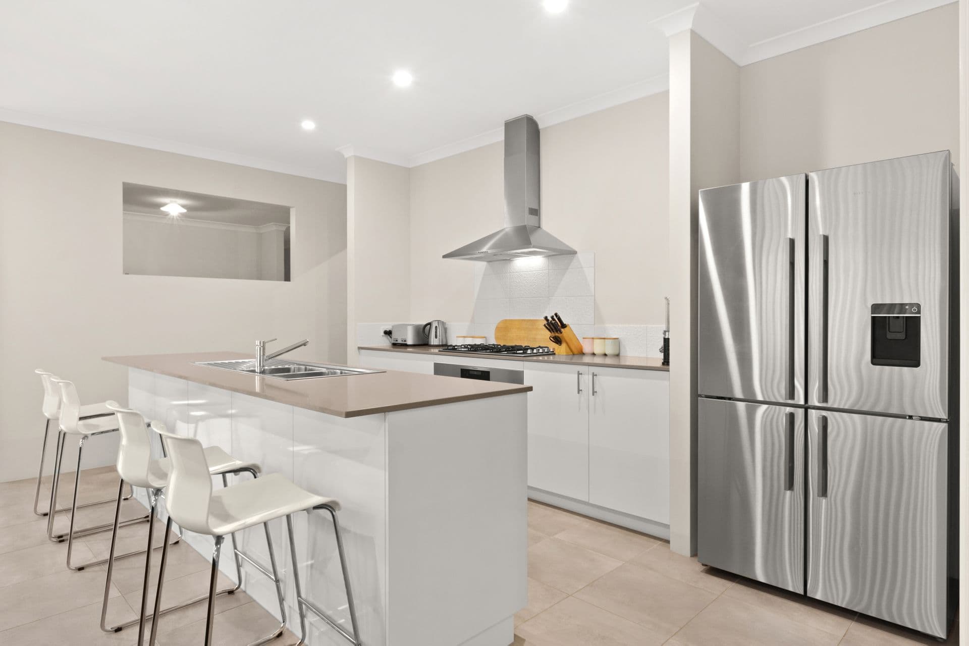 37/23 Casuarina Drive, Bunbury, WA, 6230, Kealy - Thumbnail 2