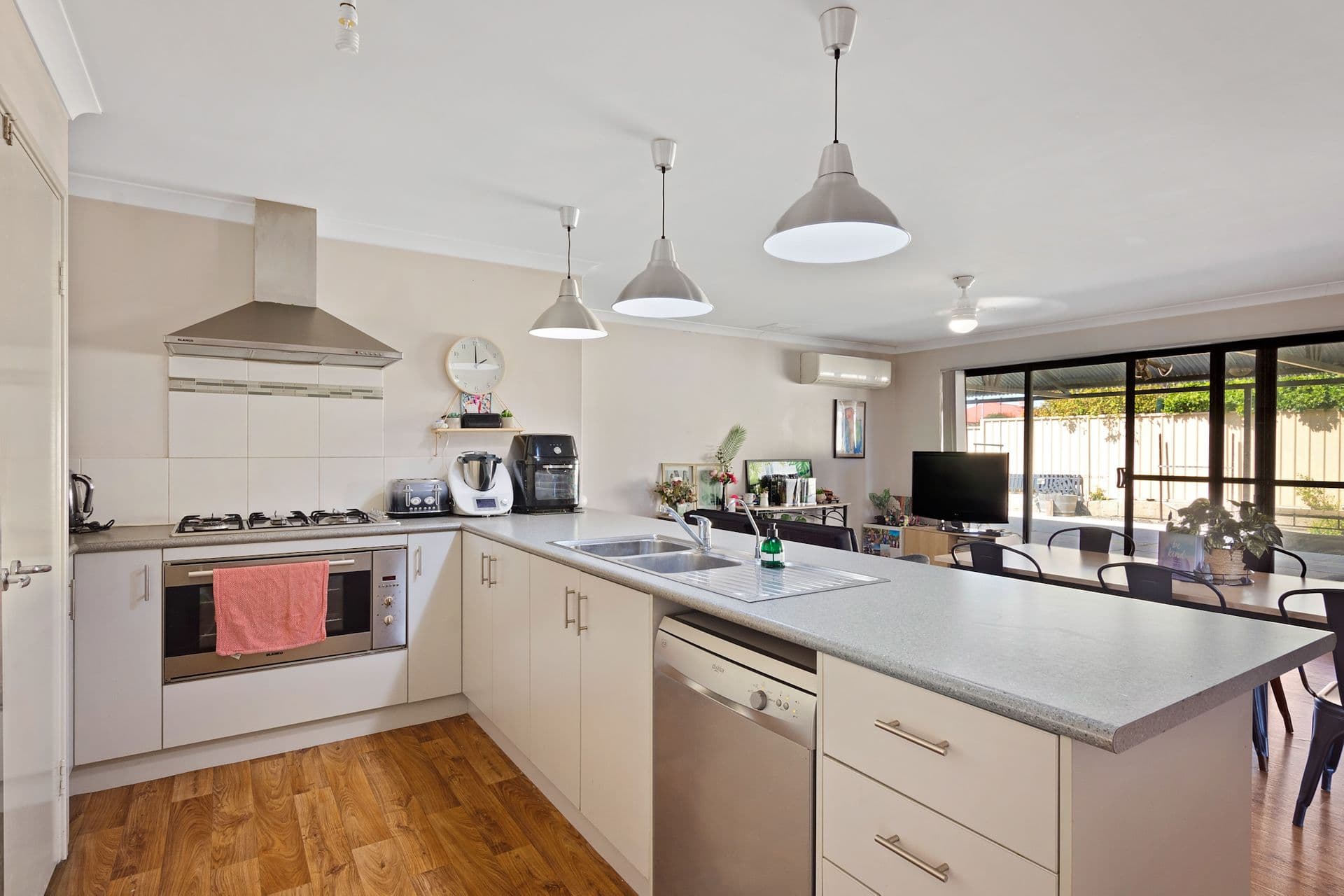 37/23 Casuarina Drive, Bunbury, WA, 6230, Australind - Thumbnail 2