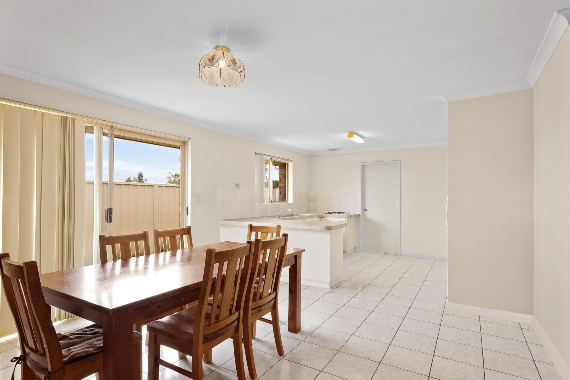 2/8 Seashore Mews, South Bunbury, WA, 6230, South Bunbury - Thumbnail 3