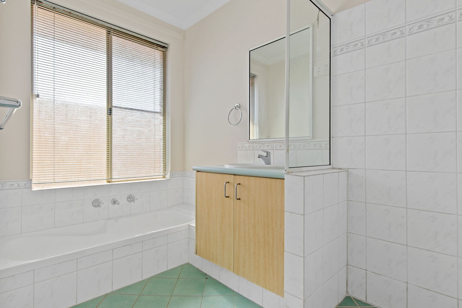 14 Whatman Way, Withers, WA, 6230, Withers - Thumbnail 8
