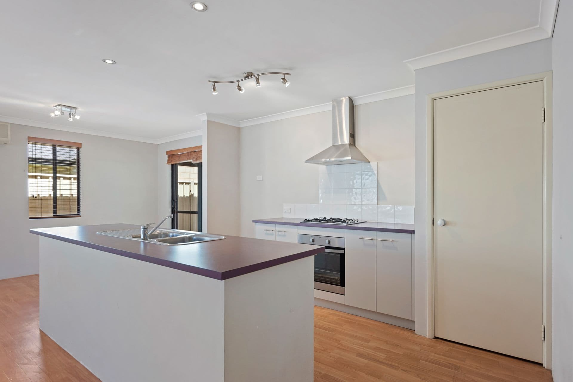 37/23 Casuarina Drive, Bunbury, WA, 6230, Glen Iris - Thumbnail 3