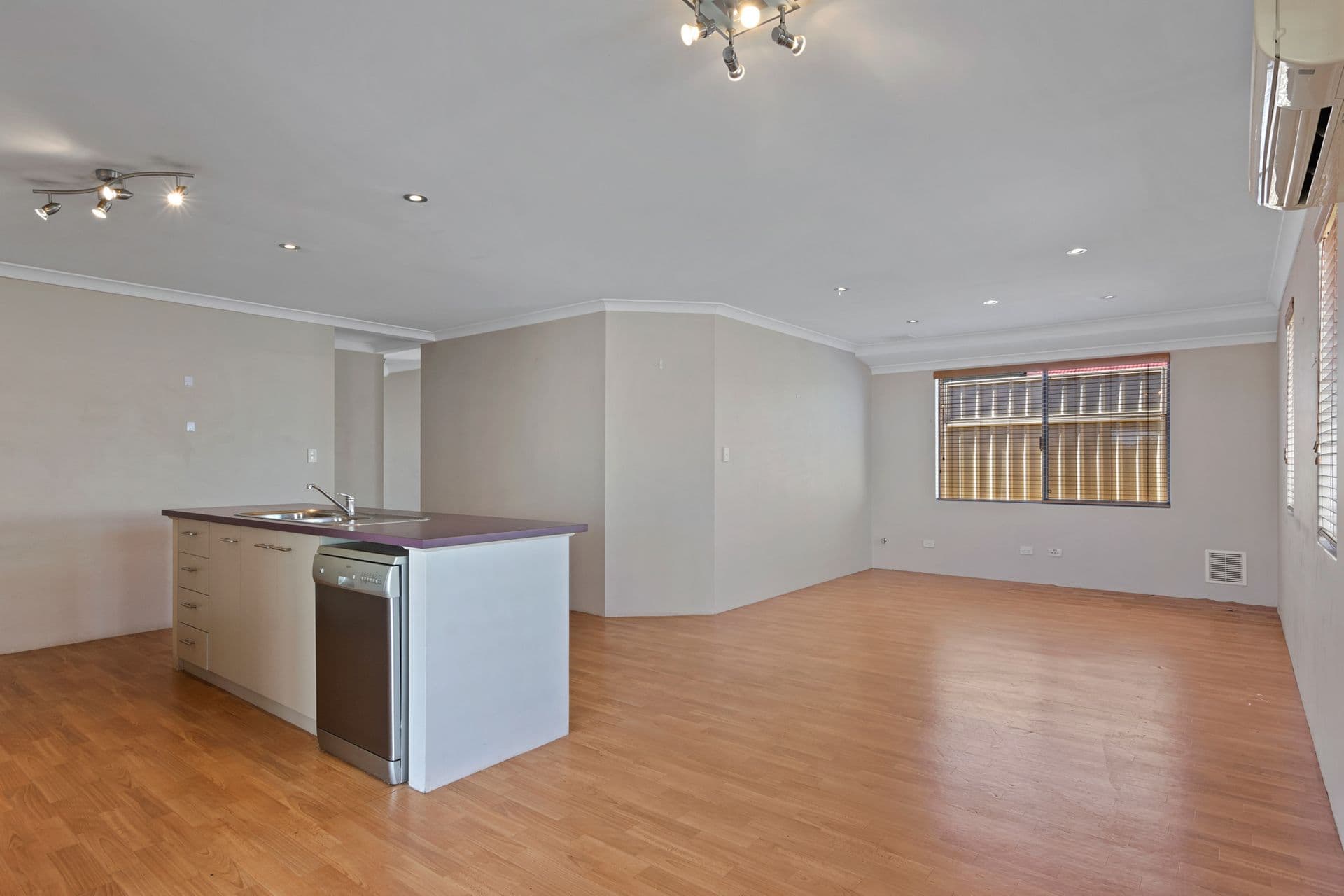 37/23 Casuarina Drive, Bunbury, WA, 6230, Glen Iris - Thumbnail 2