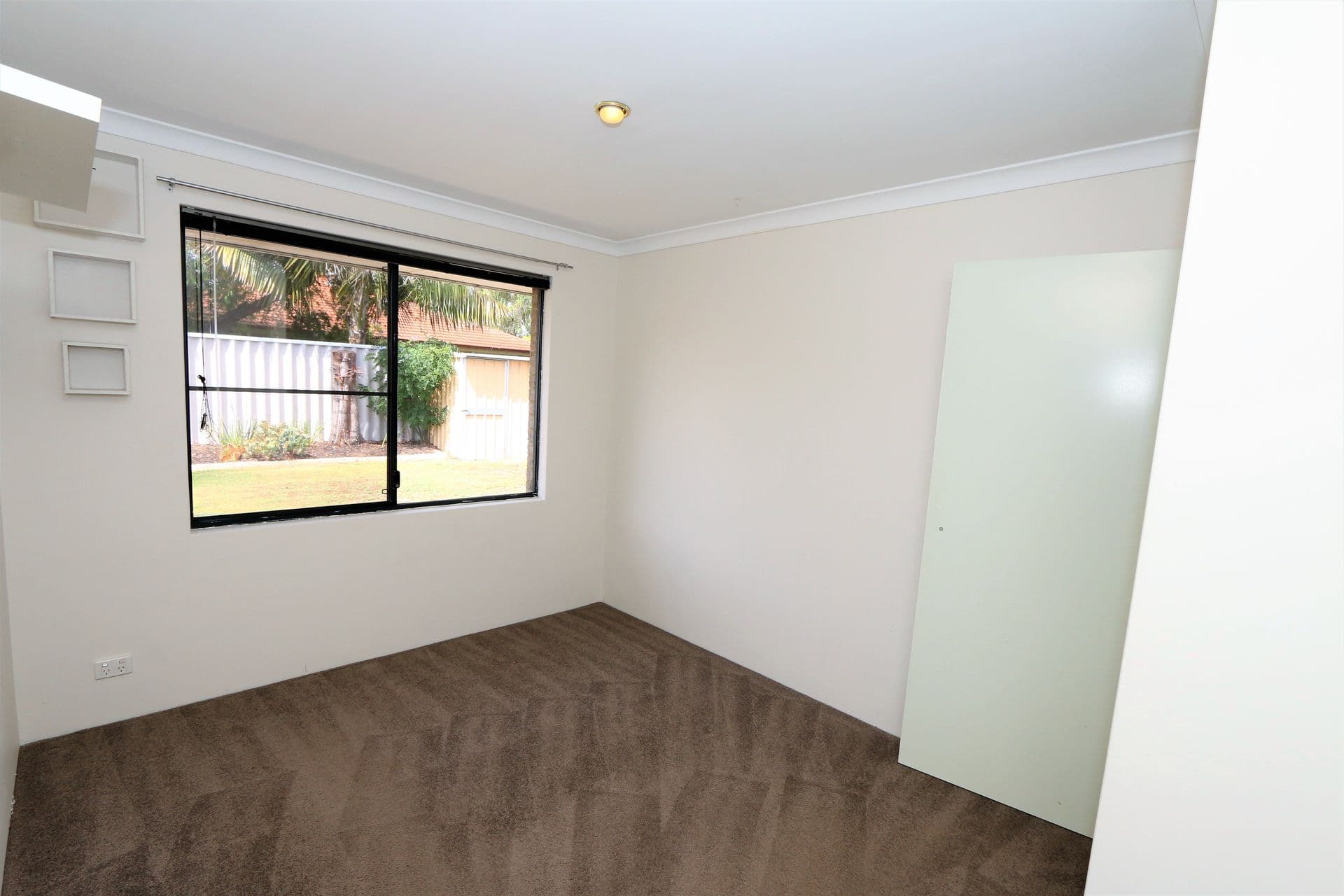 2/4 Bottlewood Court, BURLEIGH WATERS QLD 4220, Usher - Thumbnail 6