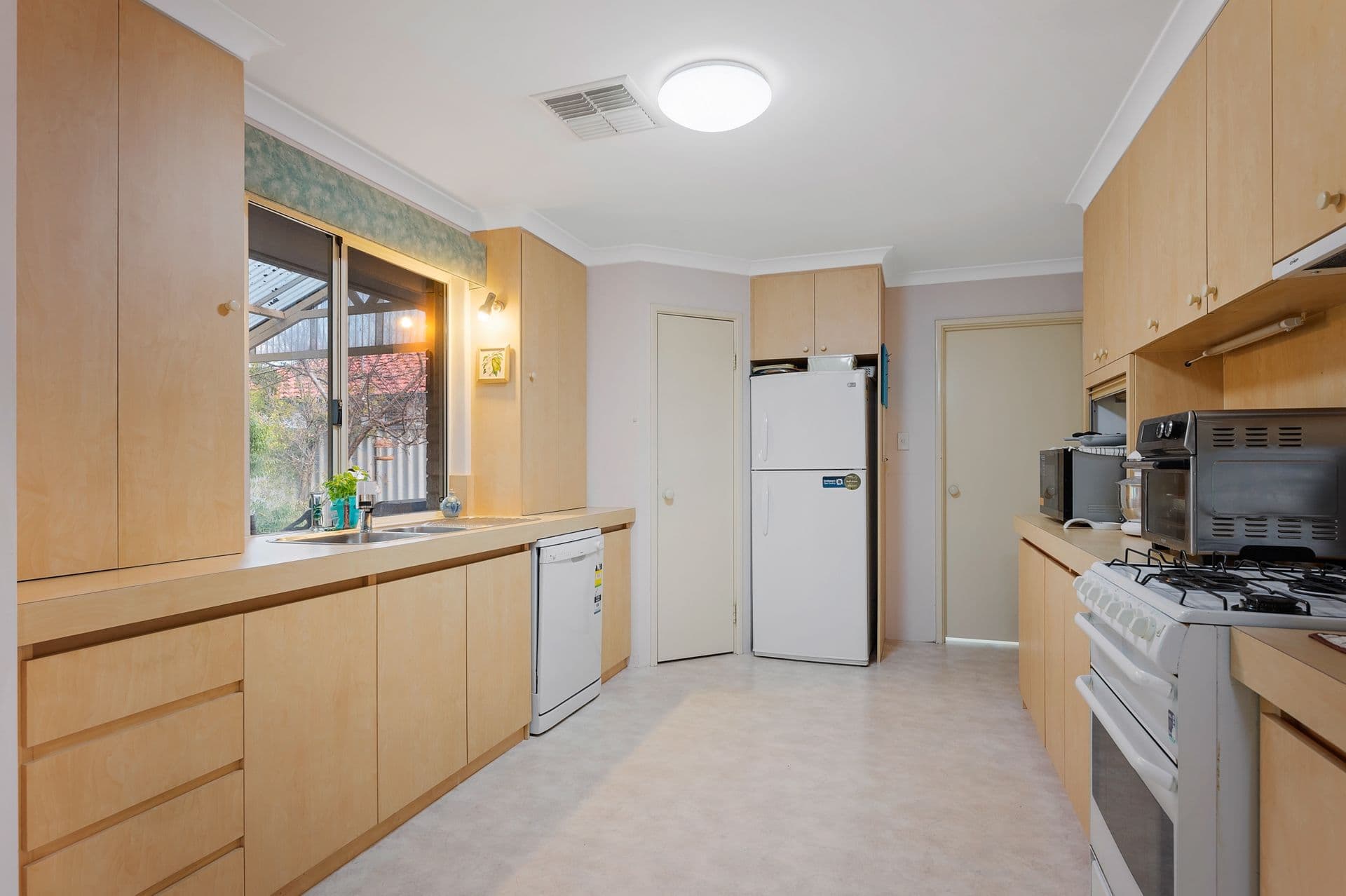 37/23 Casuarina Drive, Bunbury, WA, 6230, Busselton - Thumbnail 7
