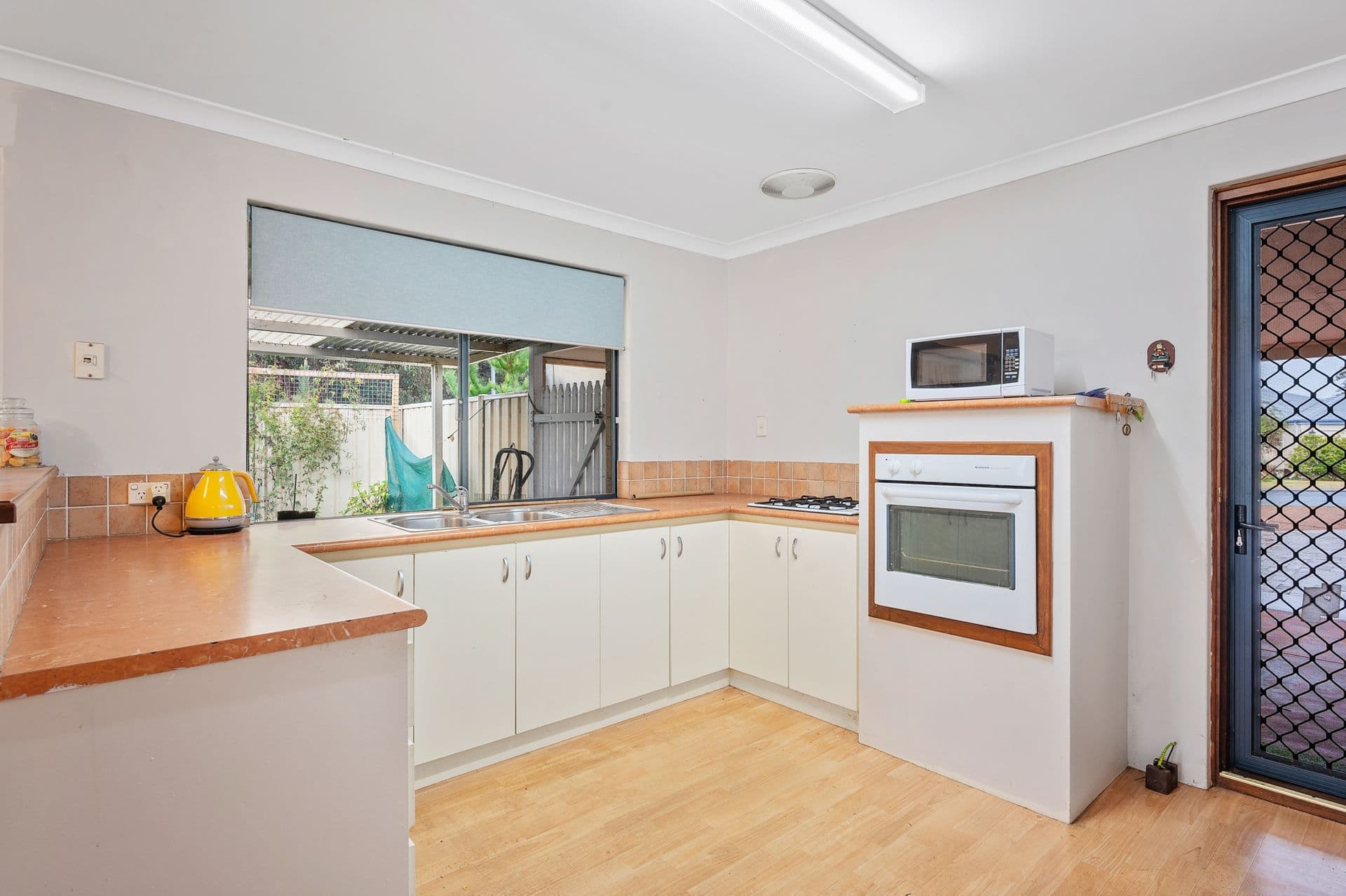 37/23 Casuarina Drive, Bunbury, WA, 6230, College Grove - Thumbnail 6
