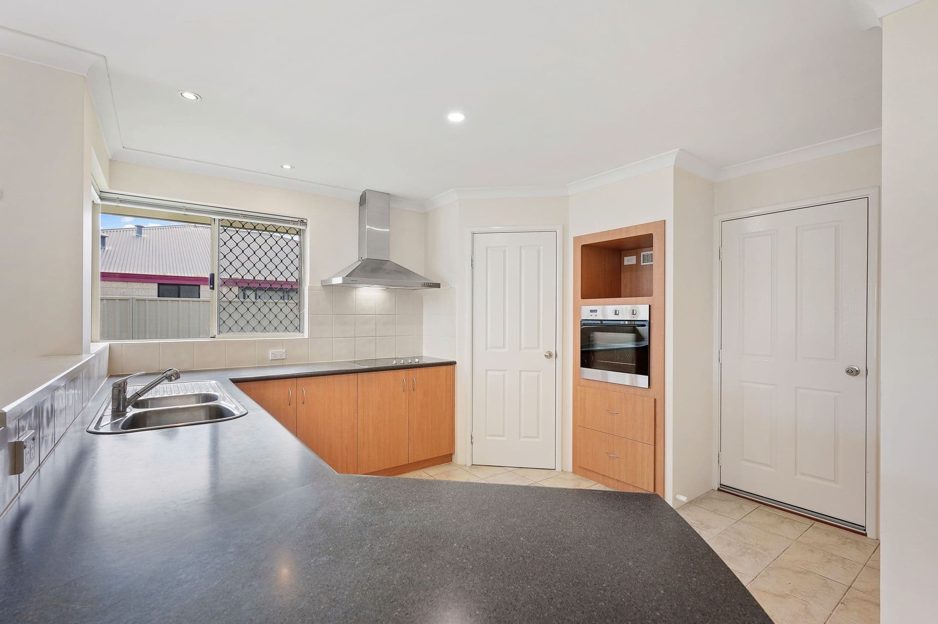 37/23 Casuarina Drive, Bunbury, WA, 6230, West Busselton - Thumbnail 6