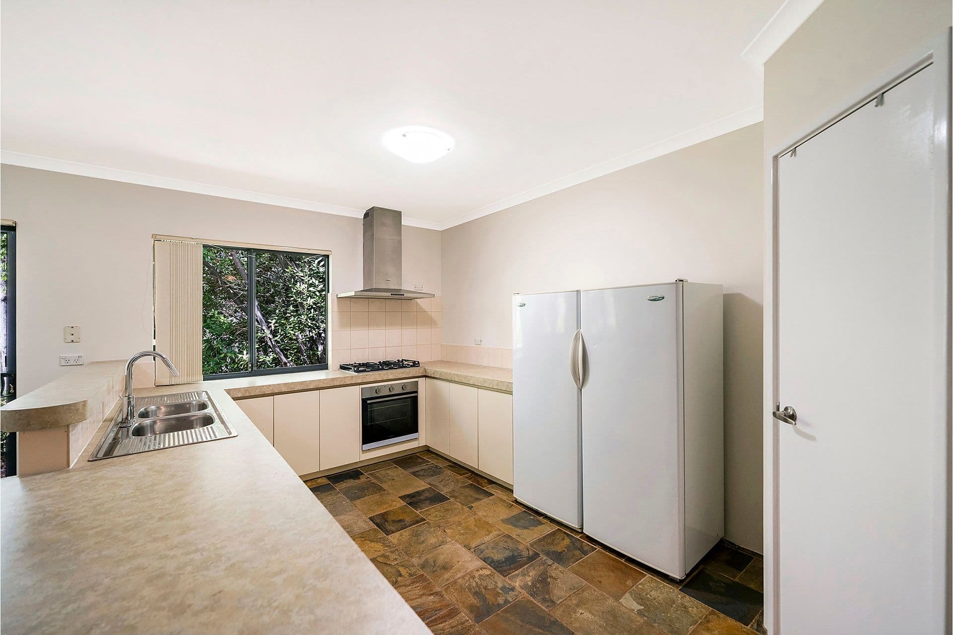 37/23 Casuarina Drive, Bunbury, WA, 6230, Waroona - Thumbnail 8