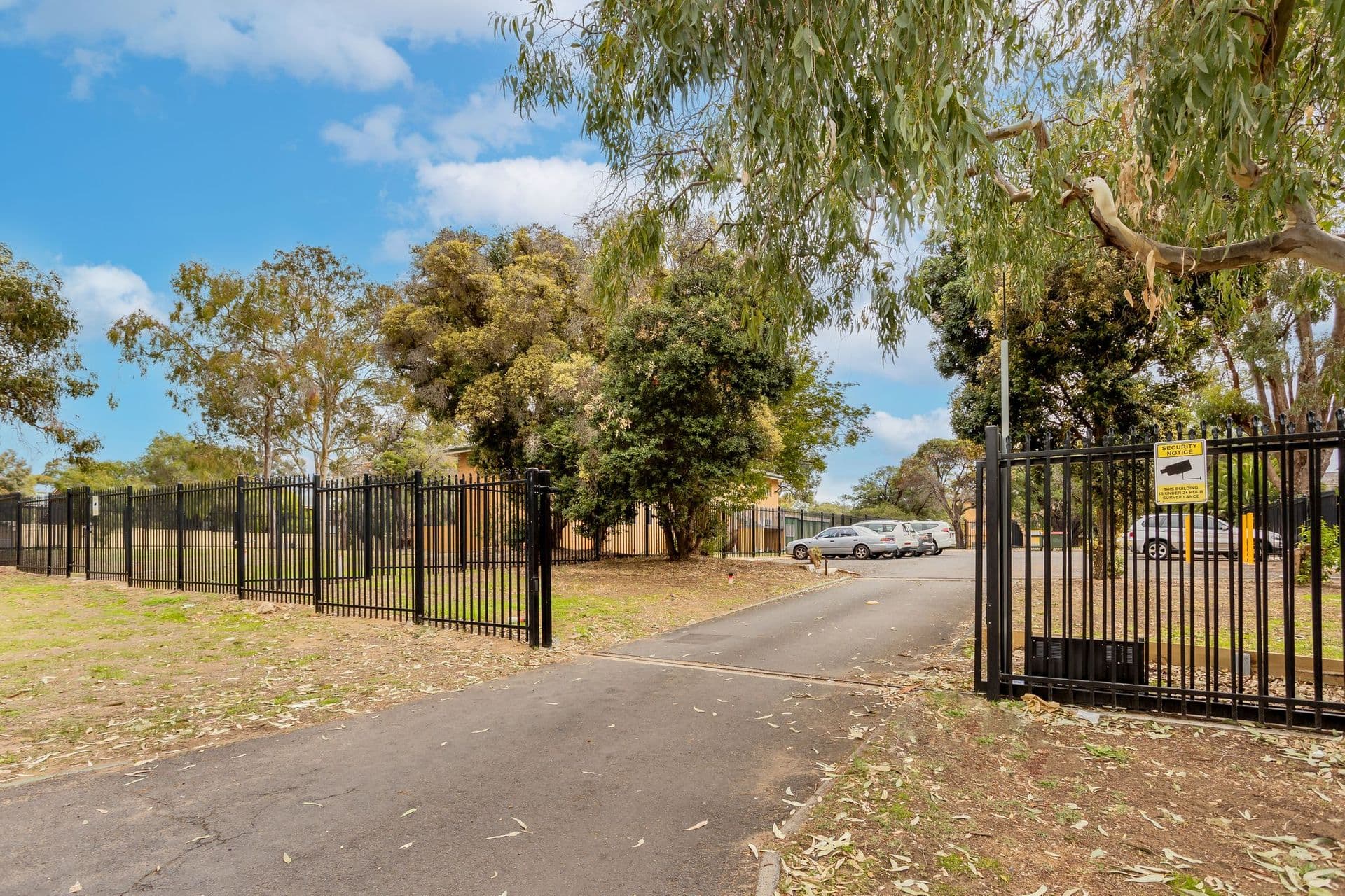27/2 Rand Court, Withers, WA, 6230, Withers - Thumbnail 2