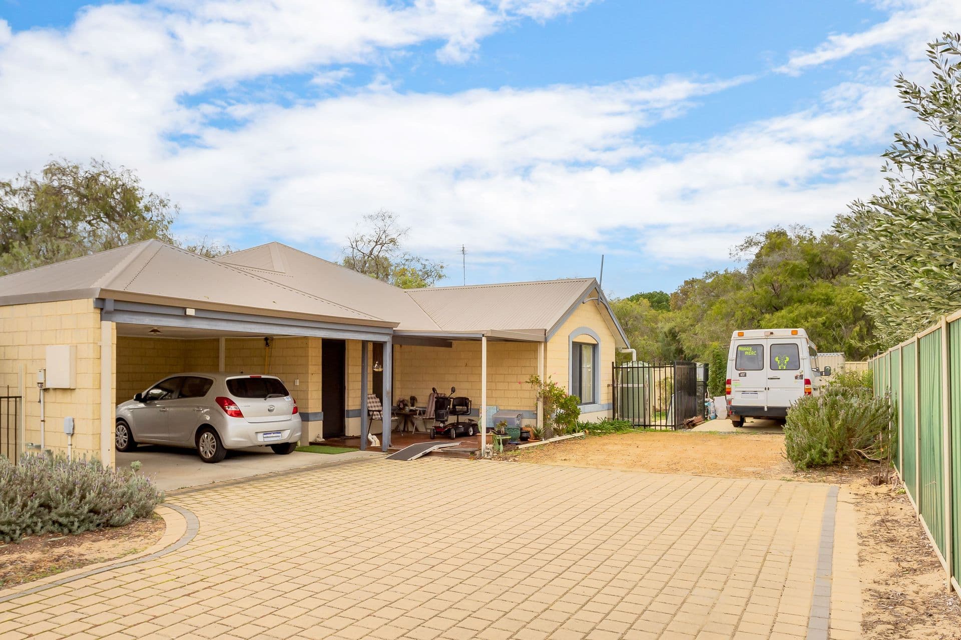 8D Forrest Road, Capel, WA, 6271, Capel - Thumbnail 2