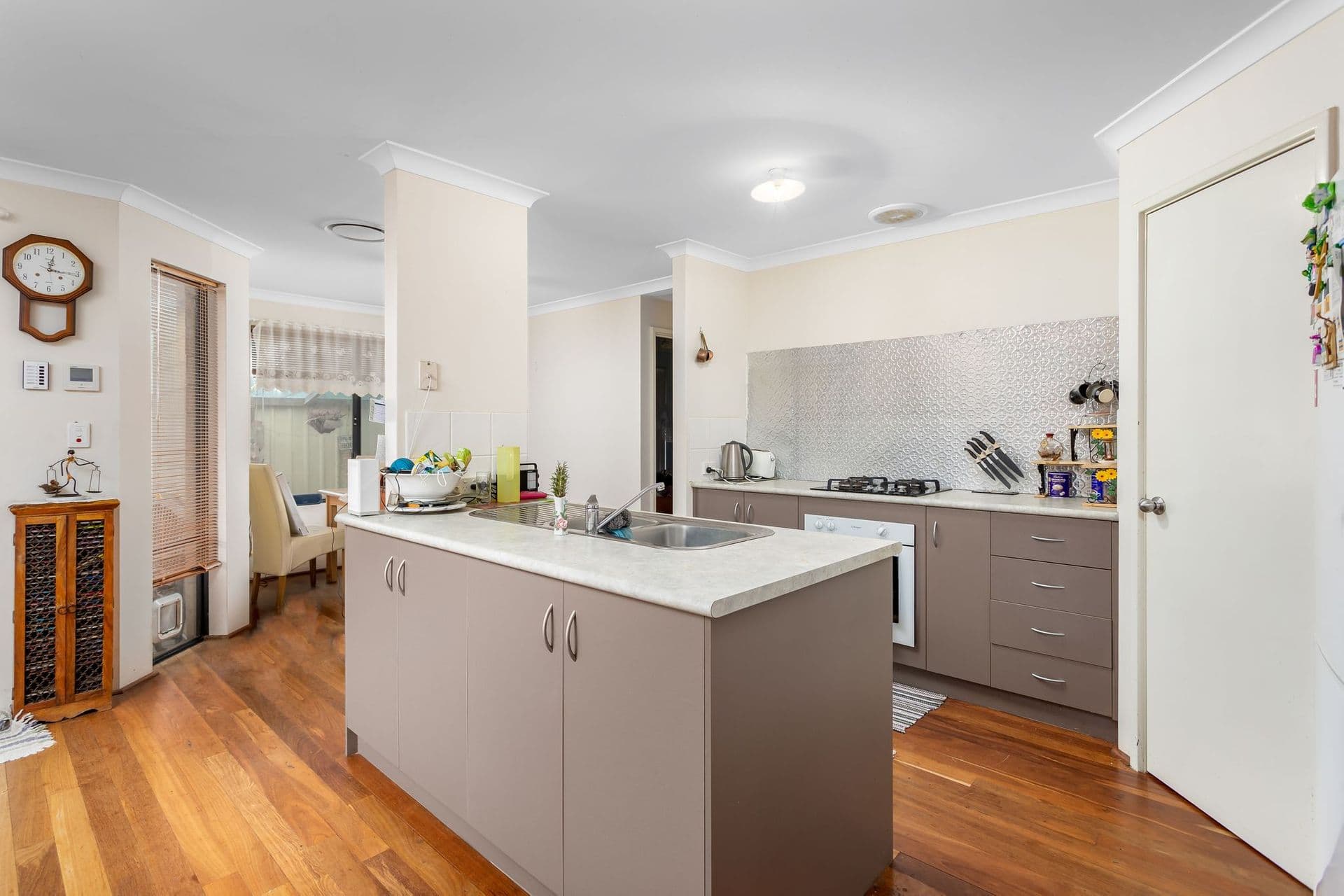 8D Forrest Road, Capel, WA, 6271, Capel - Thumbnail 3