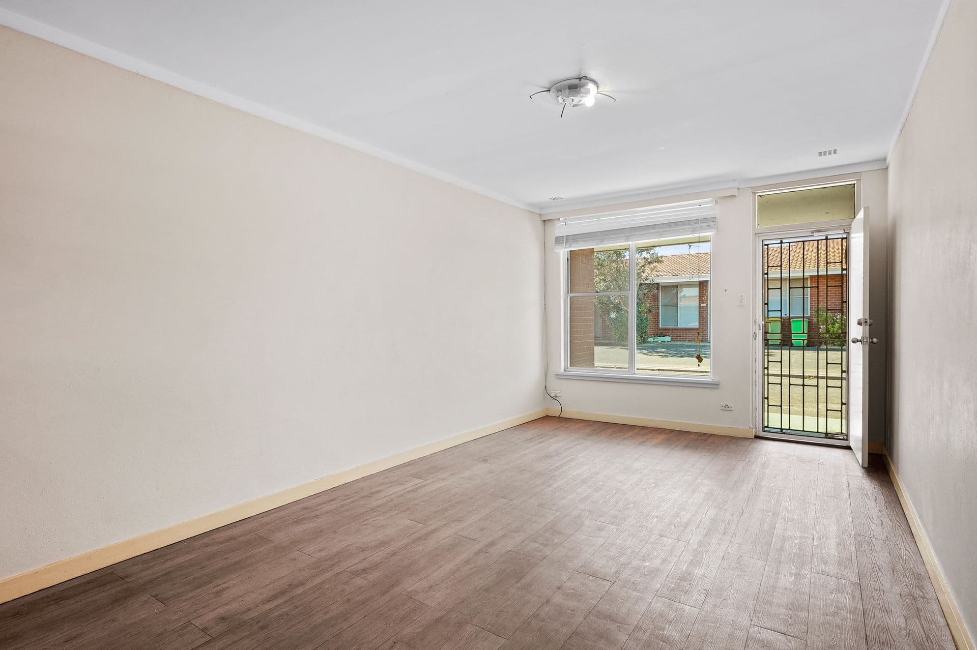 2/11 Scott Street, Bunbury, WA, 6230, Bunbury - Thumbnail 4