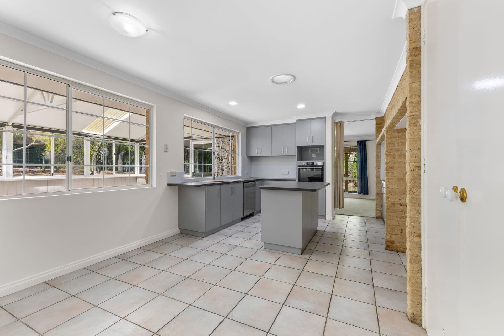 13 Ducane Road, Gelorup, WA, 6230, Gelorup - Thumbnail 8
