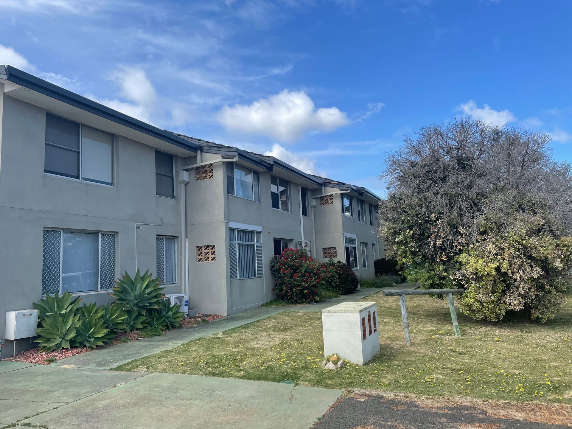 4/3 Holywell Street, South Bunbury, WA, 6230, South Bunbury - Image 1