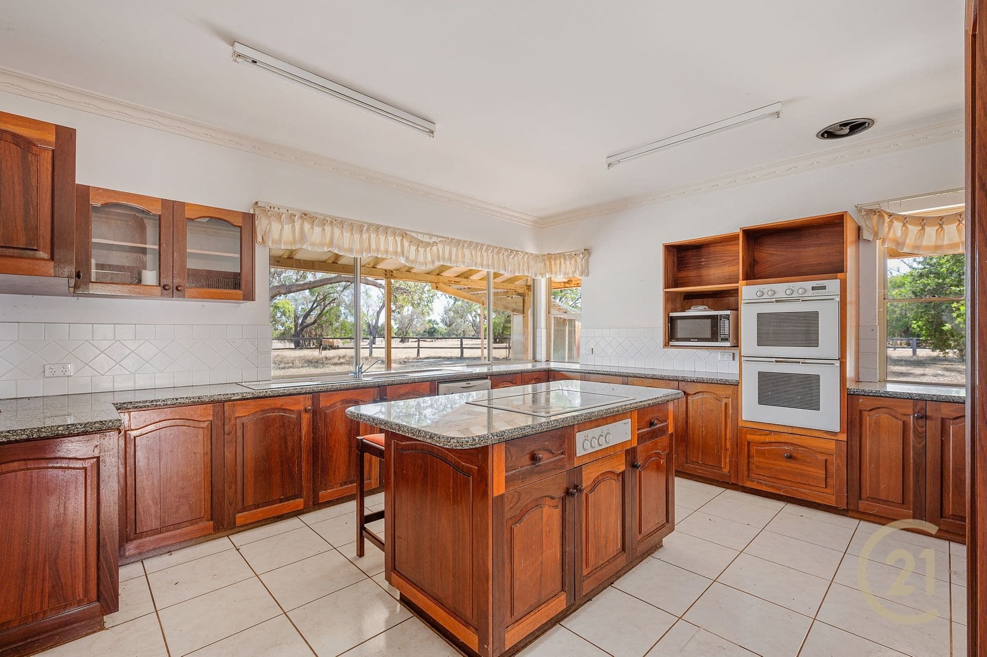 37/23 Casuarina Drive, Bunbury, WA, 6230, Stratham - Thumbnail 2