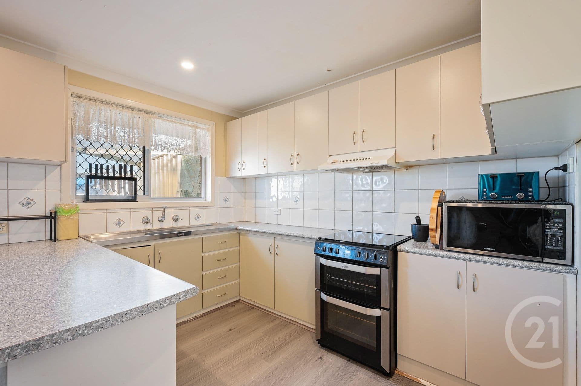 37/23 Casuarina Drive, Bunbury, WA, 6230, Carey Park - Thumbnail 3
