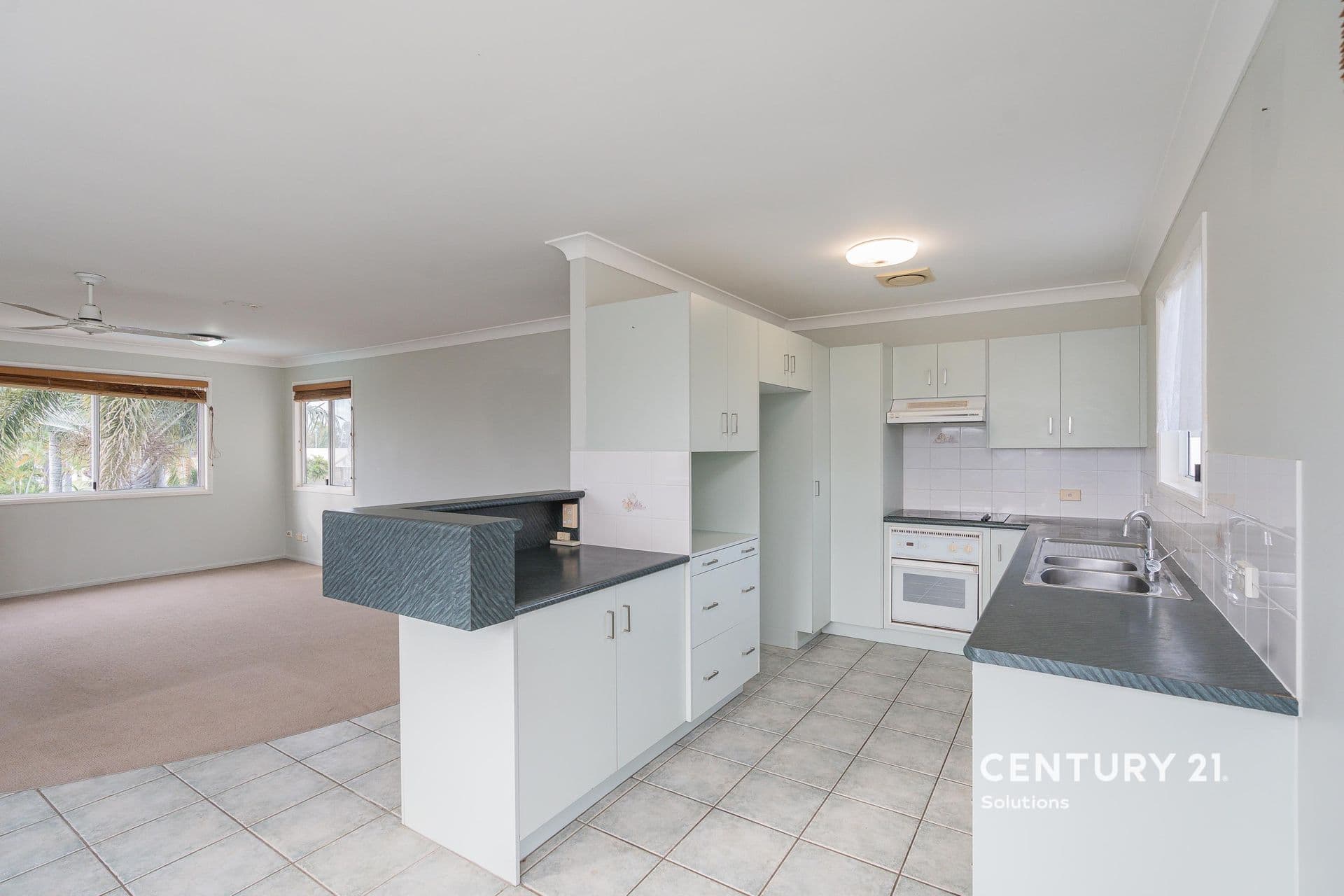 8 Mathias Place, Kawana, QLD, 4701, Kawana - Thumbnail 5
