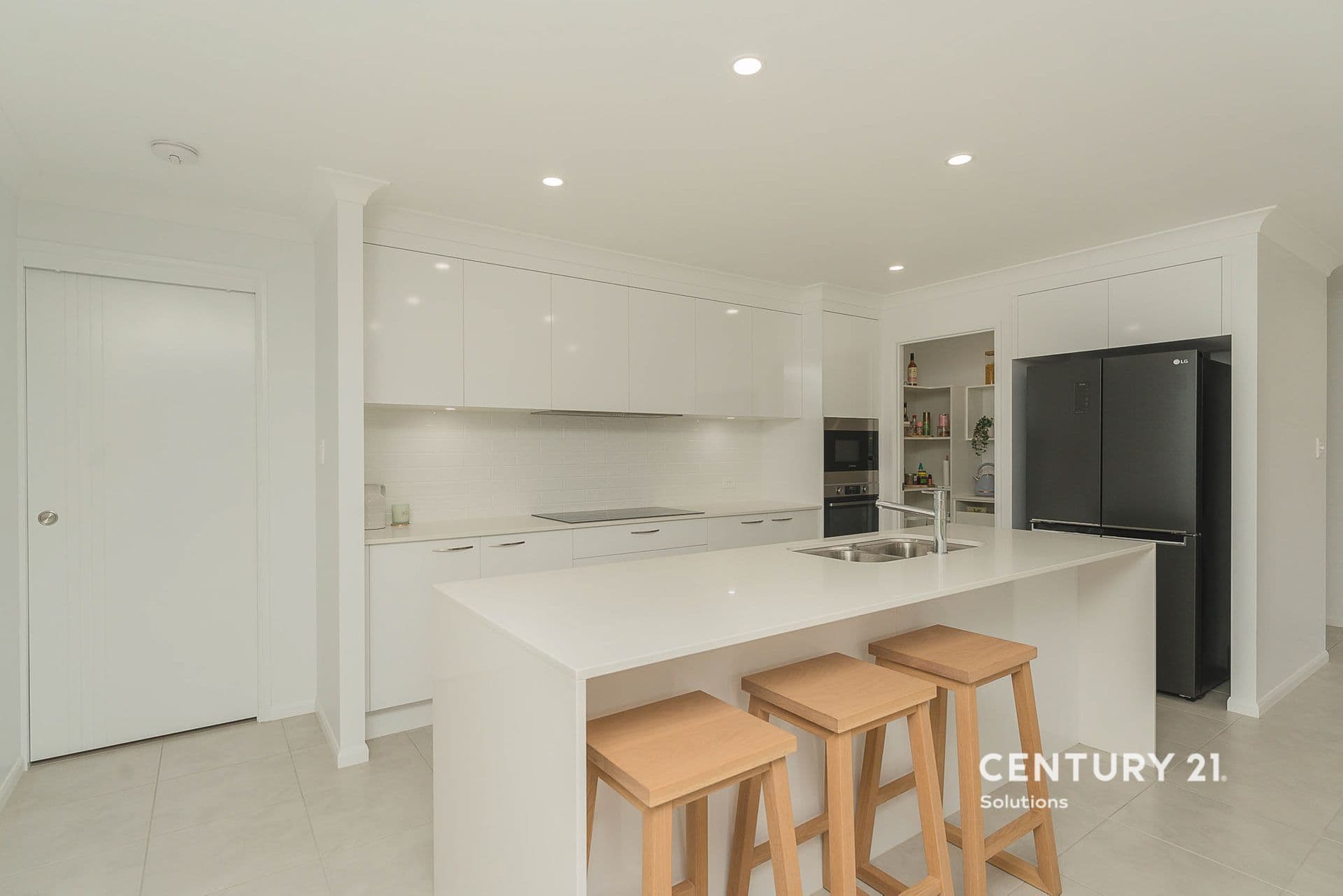 10 Silver Wattle Street, Norman Gardens, QLD, 4701, Norman Gardens - Thumbnail 3