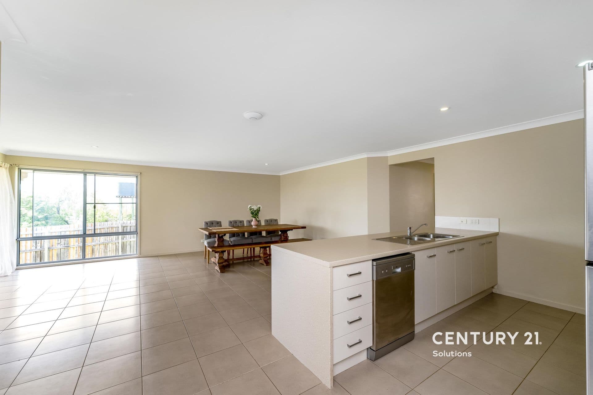 43 Burke And Wills Drive, Gracemere, QLD, 4702, Gracemere - Thumbnail 3