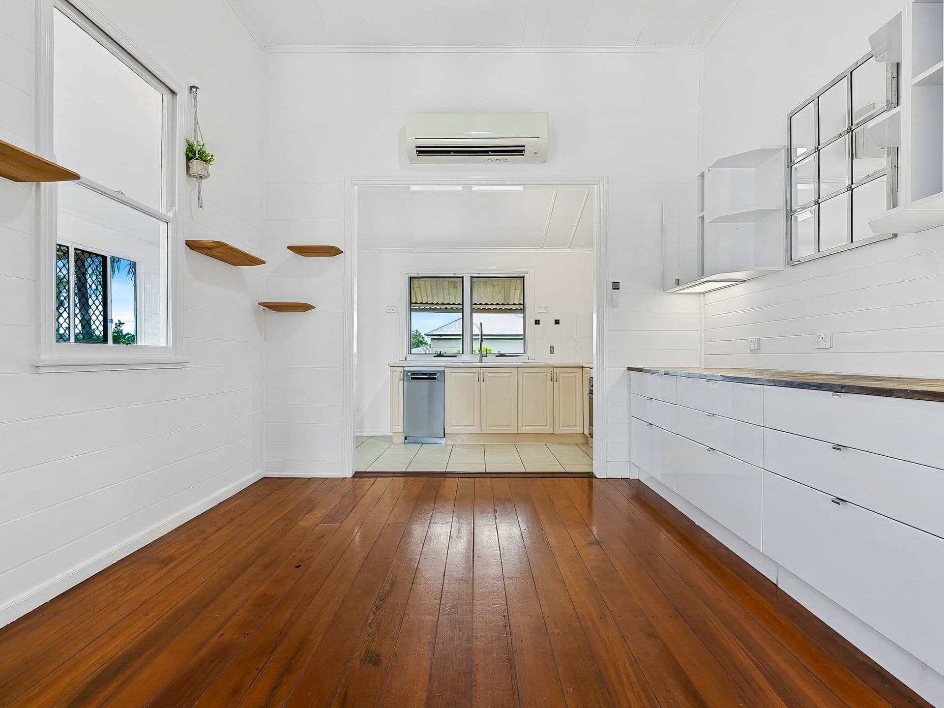 84 West Street, The Range, QLD, 4700, The Range - Thumbnail 2