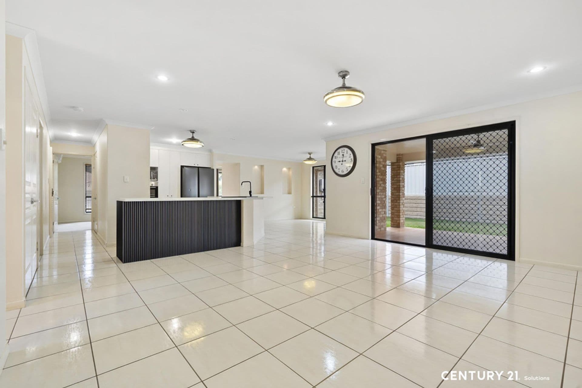 43 Fairfield Avenue, Norman Gardens, QLD, 4701, Norman Gardens - Thumbnail 3