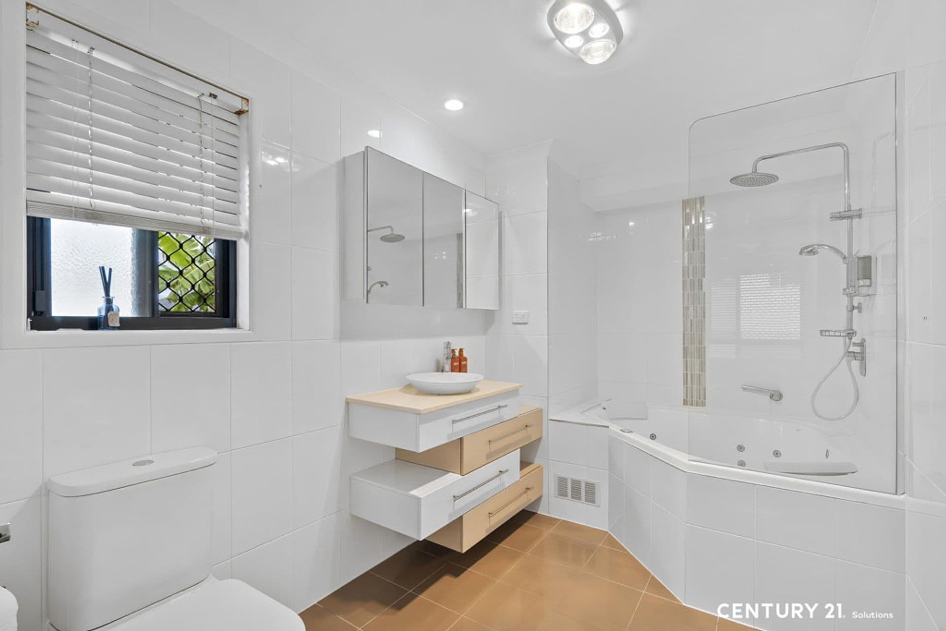 43 Fairfield Avenue, Norman Gardens, QLD, 4701, Norman Gardens - Thumbnail 5