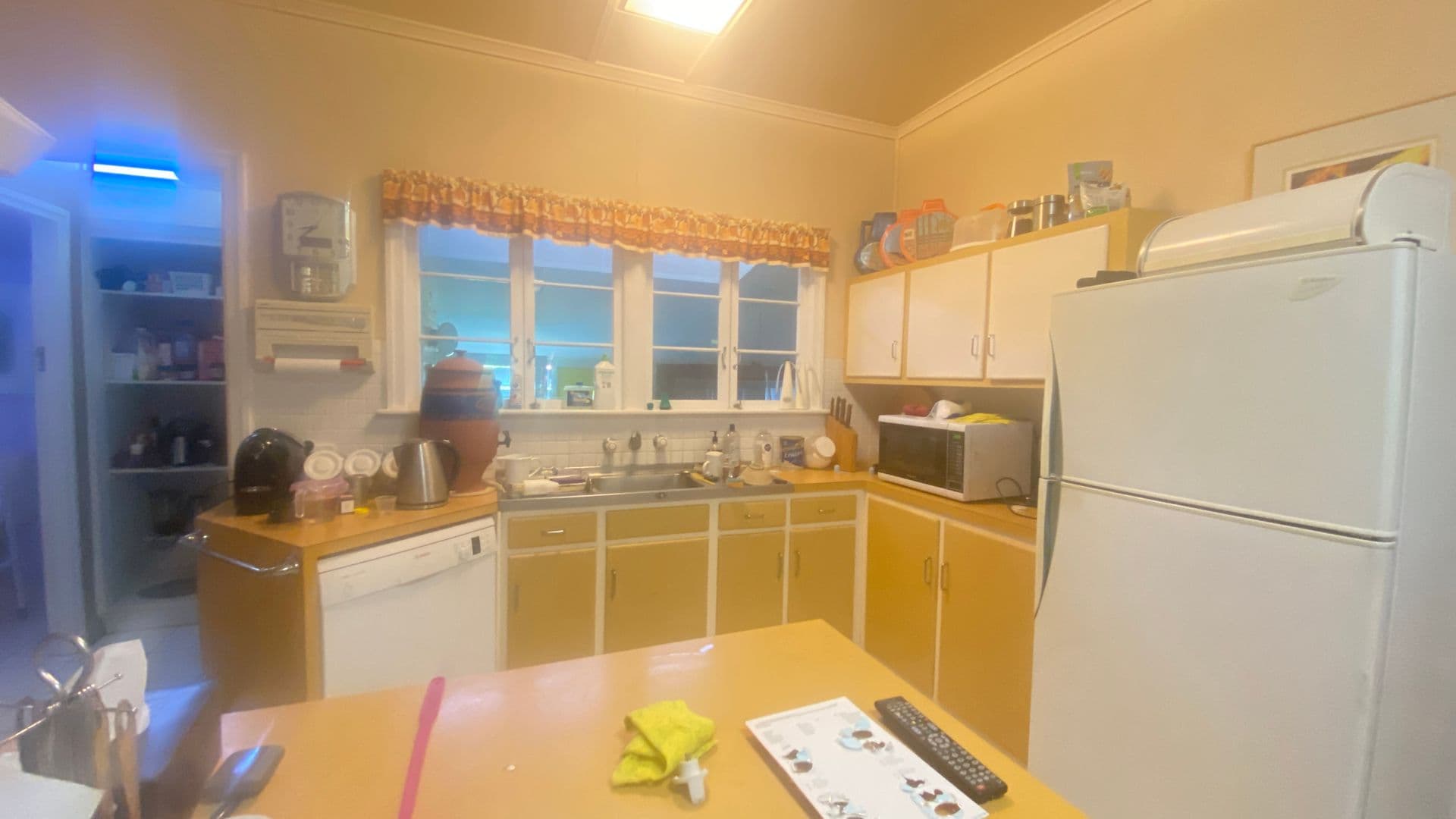104 Davis Street, The Range, QLD, 4700, The Range - Thumbnail 4
