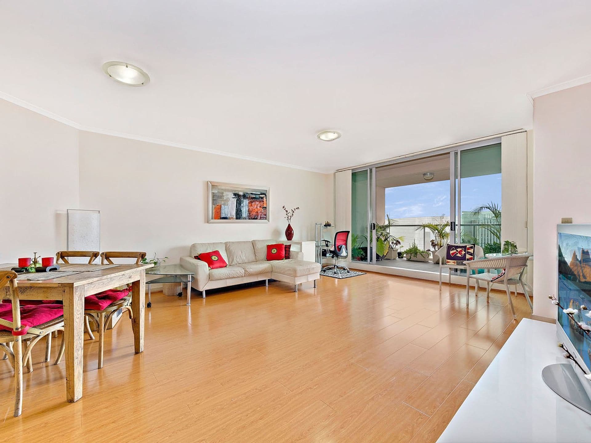 617/2b Help Street, Chatswood, NSW, 2067, Chatswood - Thumbnail 2