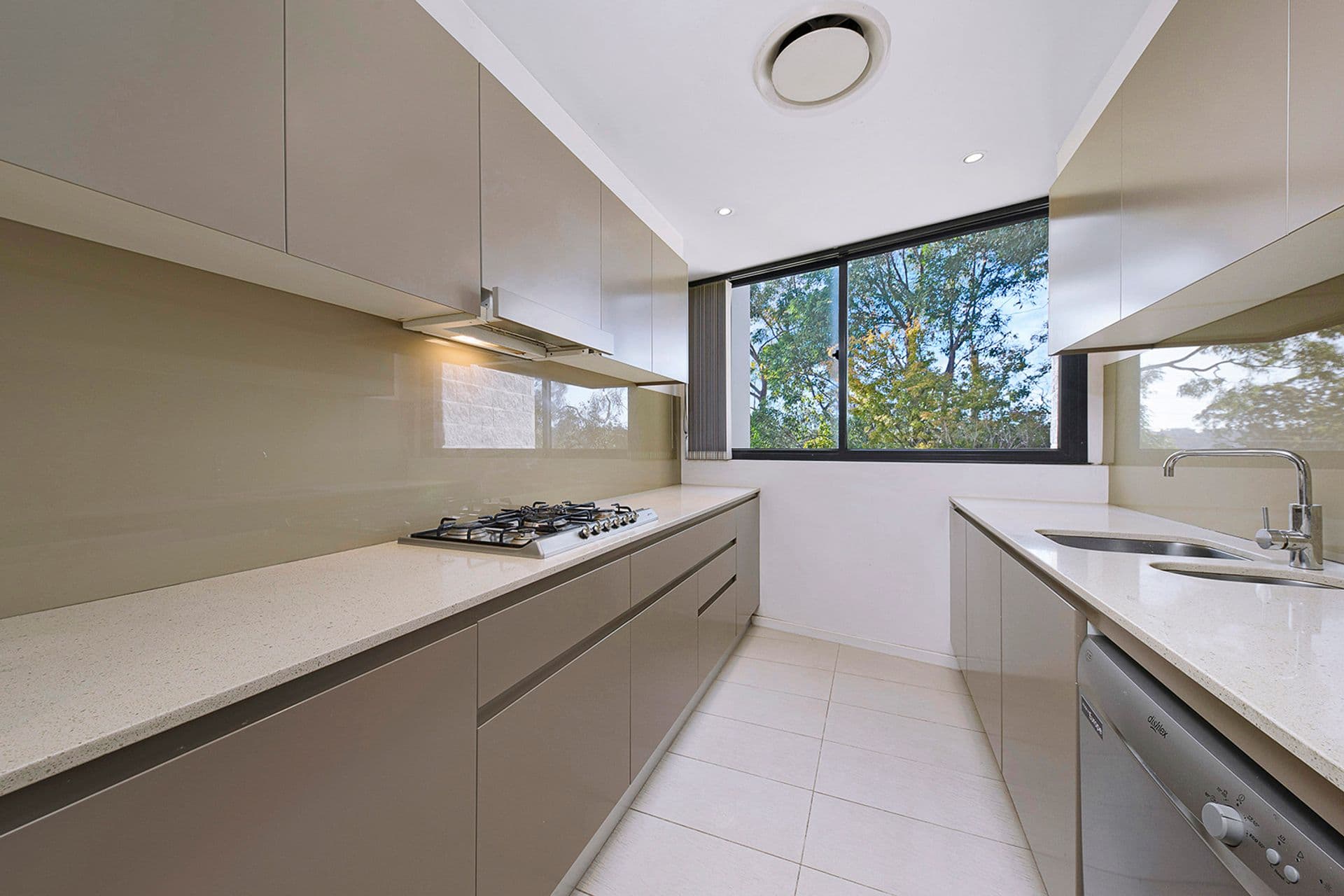 104A/2-4 Darley Street, Forestville - Thumbnail 3