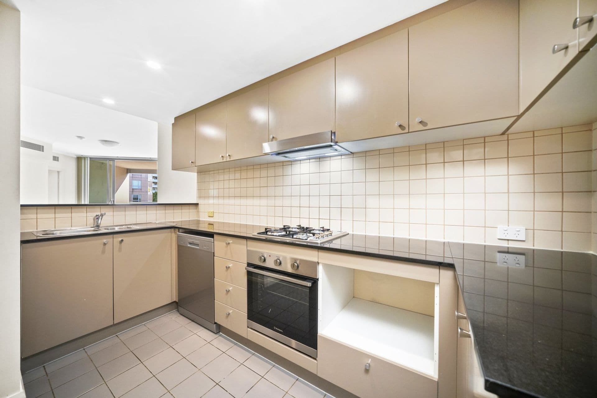 705/2b Help Street, Chatswood, NSW, 2067, Chatswood - Thumbnail 4