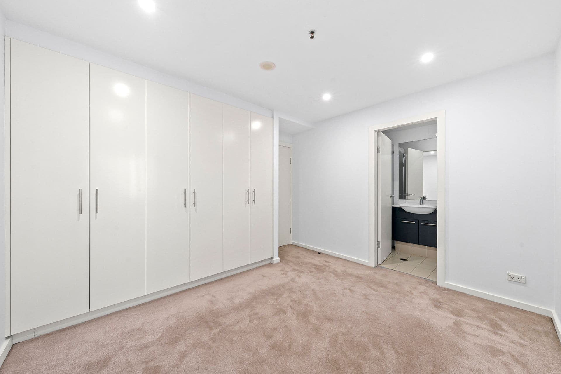 212/34 Oxley Street, St Leonards, NSW, 2065, St Leonards - Thumbnail 3