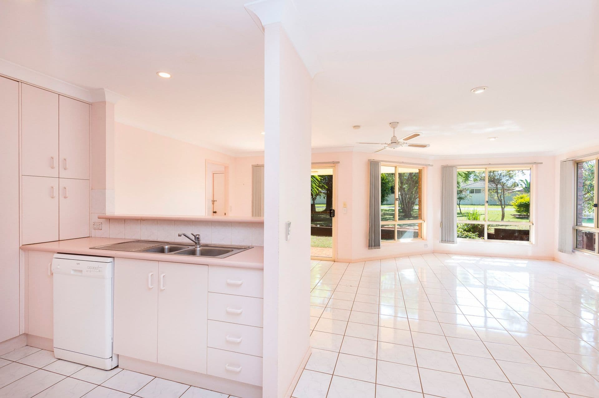 52 Cerreto Circuit, Wollongbar, NSW, 2477, Wollongbar - Thumbnail 2
