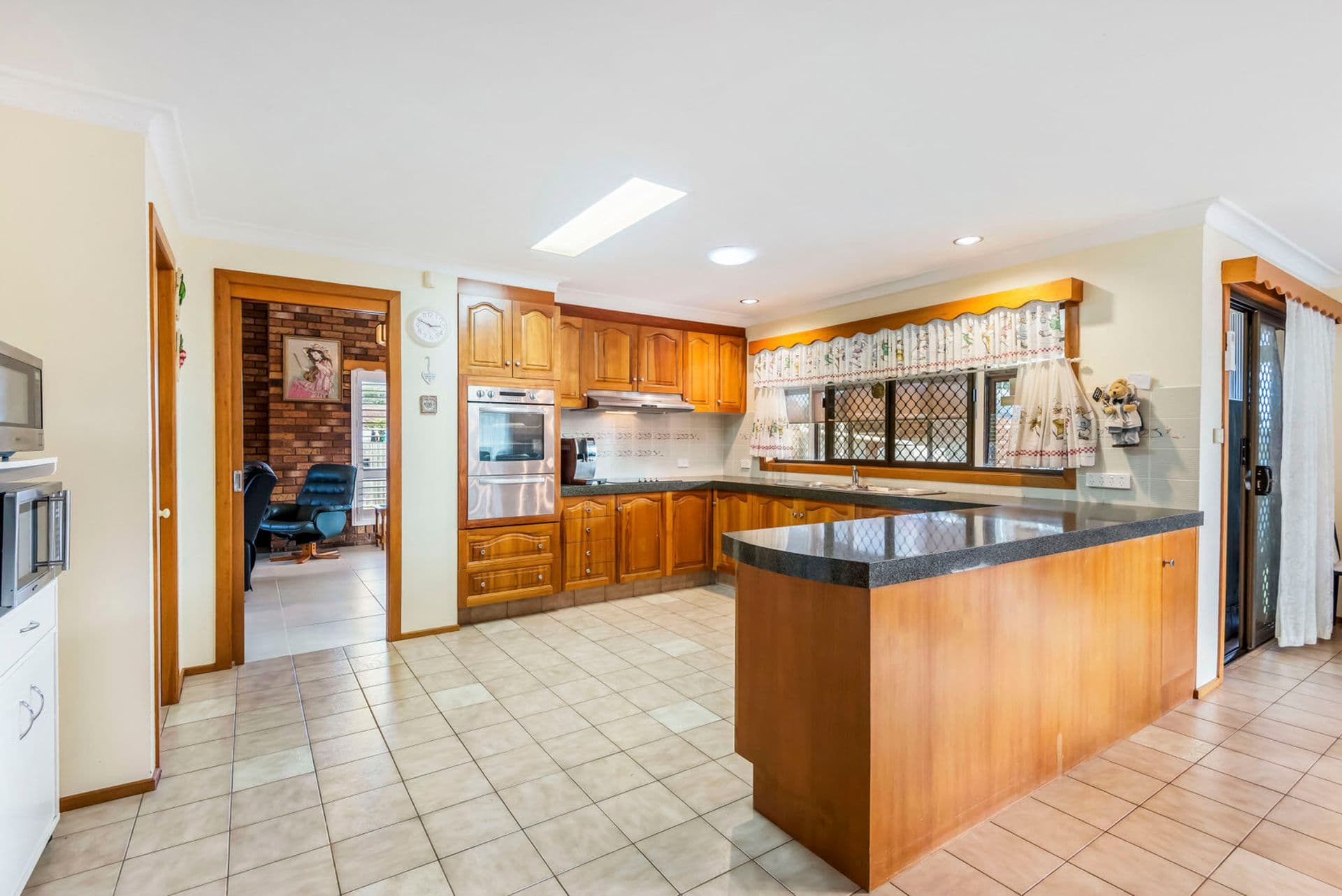 7 Suncrest Avenue, Alstonville, NSW, 2477, Alstonville - Thumbnail 6