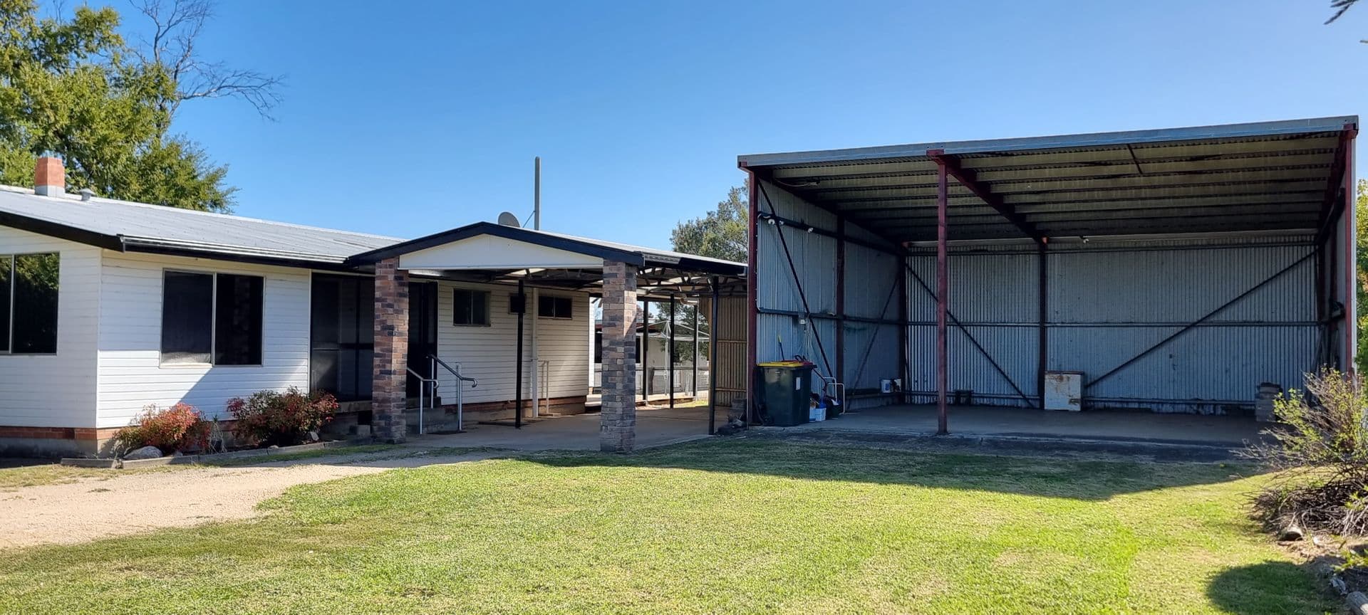 11 Rifle Range Road, Inverell, NSW, 2360, Inverell - Thumbnail 2