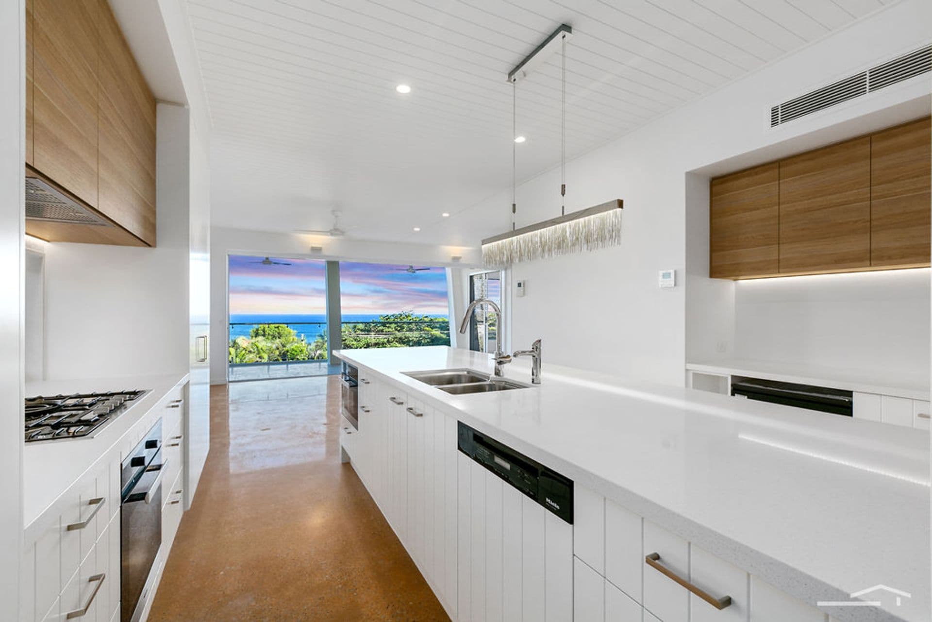 1-2/6 Crank Street, Sunshine Beach, QLD, 4567, Sunshine Beach - Thumbnail 3
