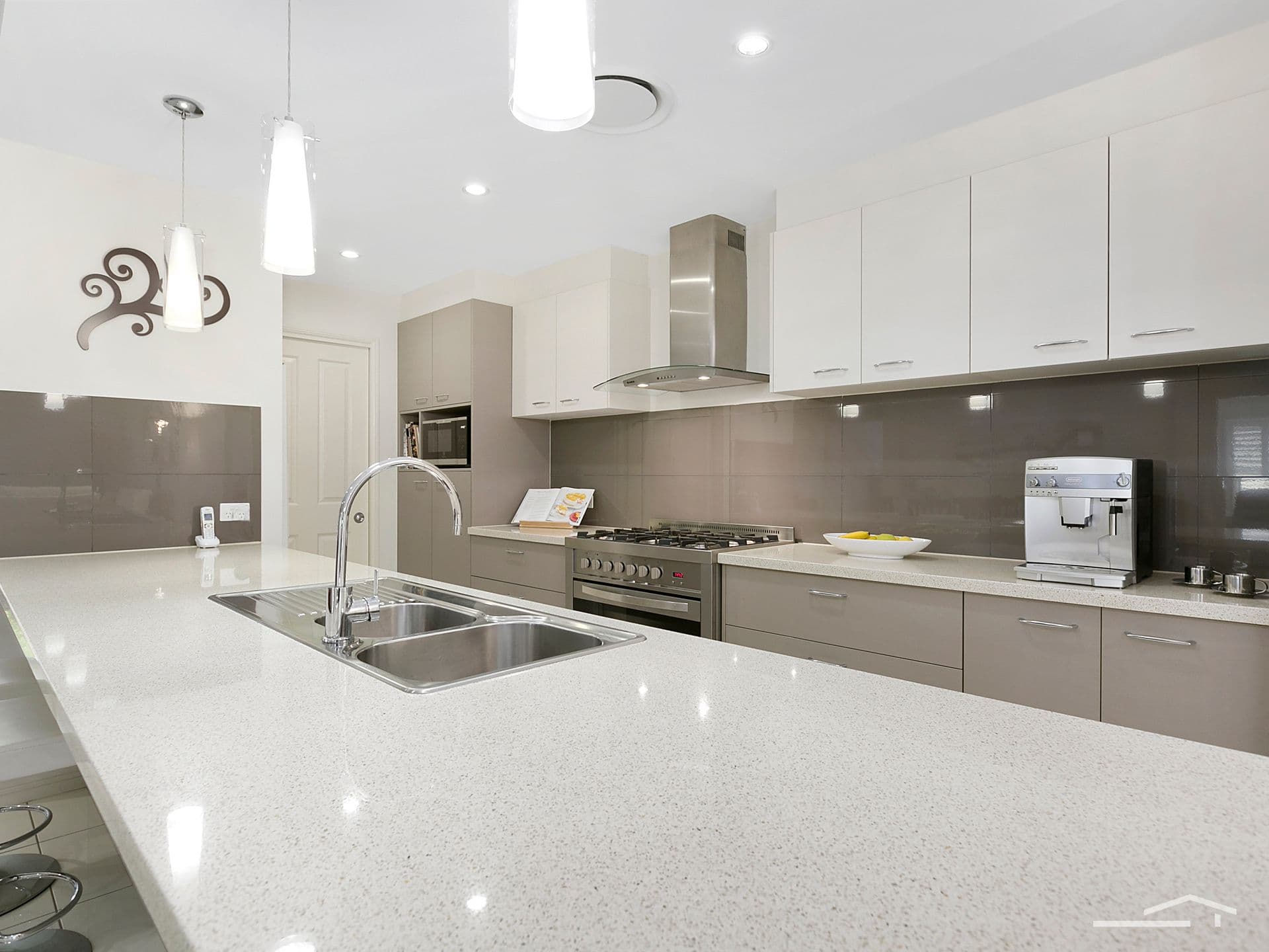 6/18 Lanyana Way, Noosa Heads, QLD, 4567, Peregian Springs - Thumbnail 2