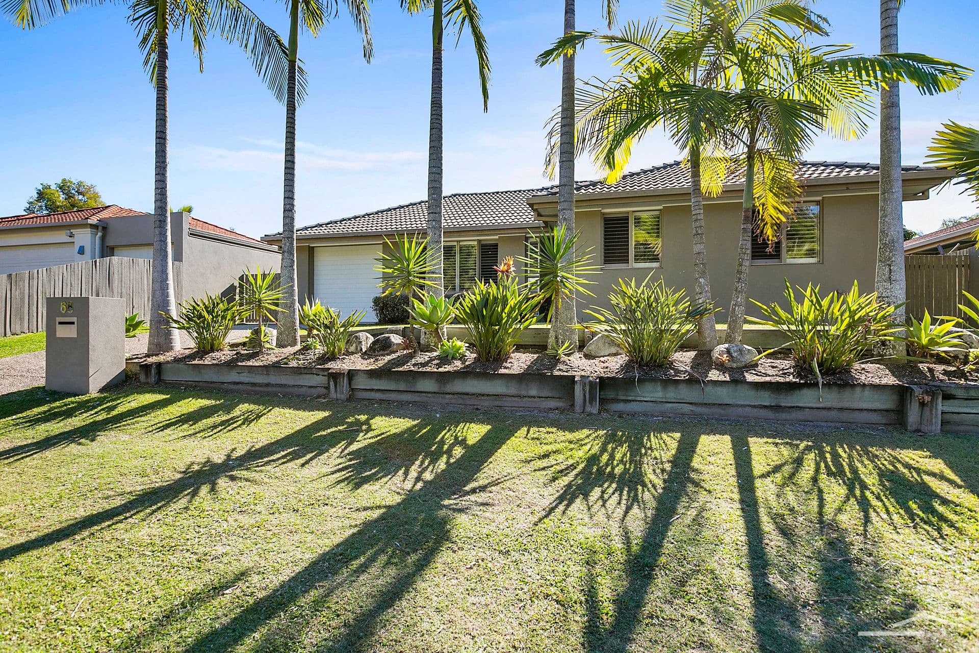 68 Lake Entrance Boulevard, Noosaville, QLD, 4566, Noosaville - Thumbnail 2