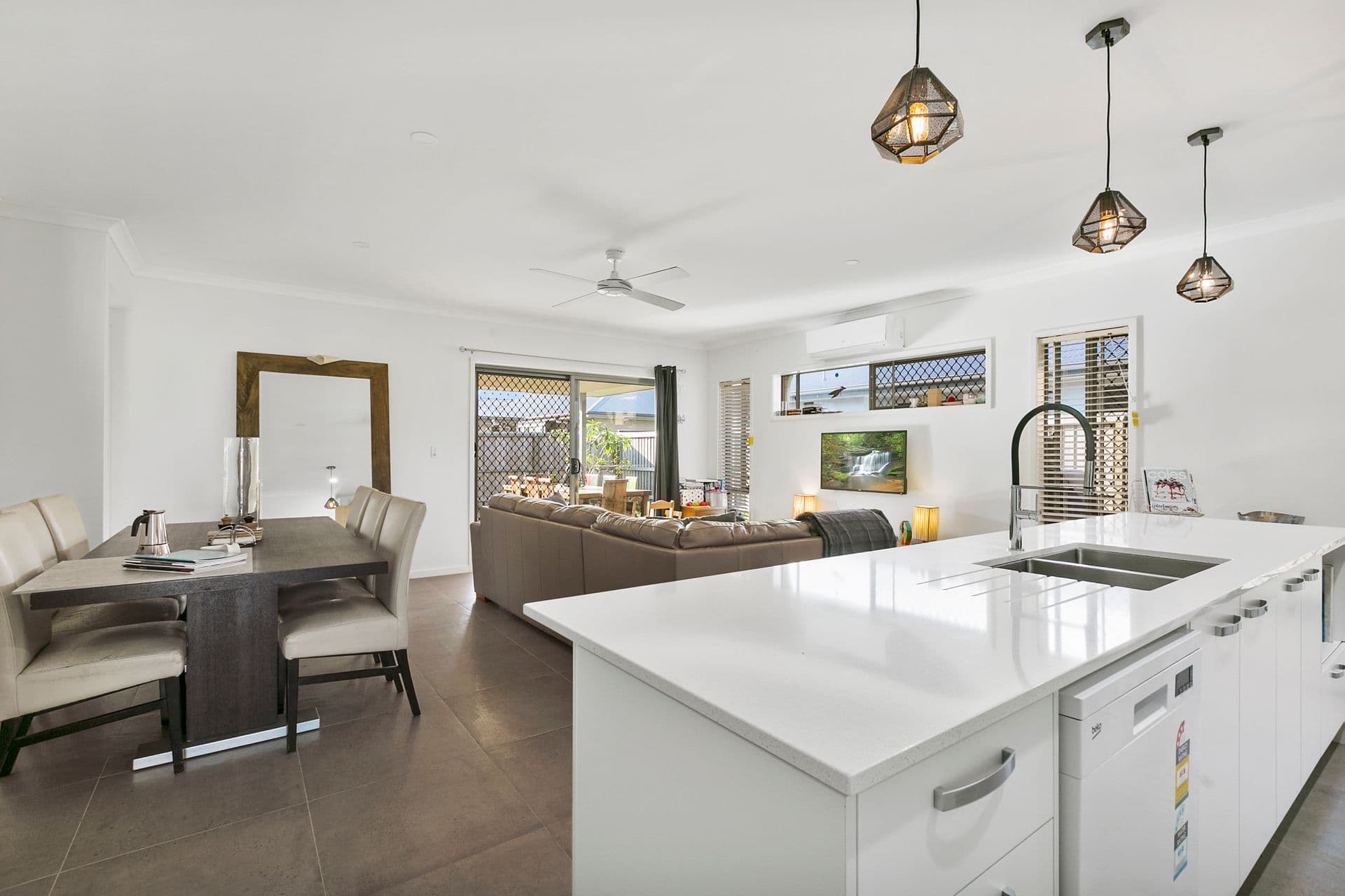 6/18 Lanyana Way, Noosa Heads, QLD, 4567, Peregian Beach - Thumbnail 2