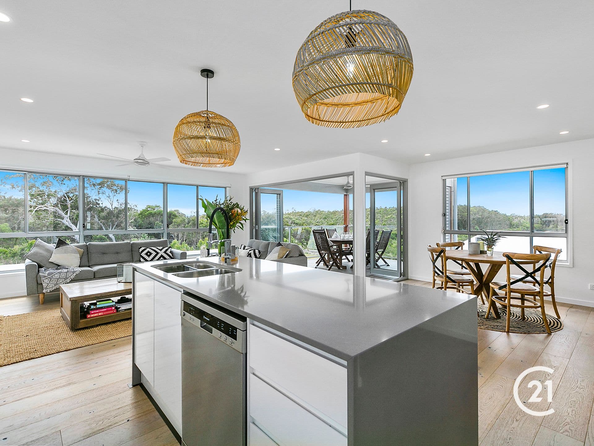 6/18 Lanyana Way, Noosa Heads, QLD, 4567, Peregian Beach - Thumbnail 2