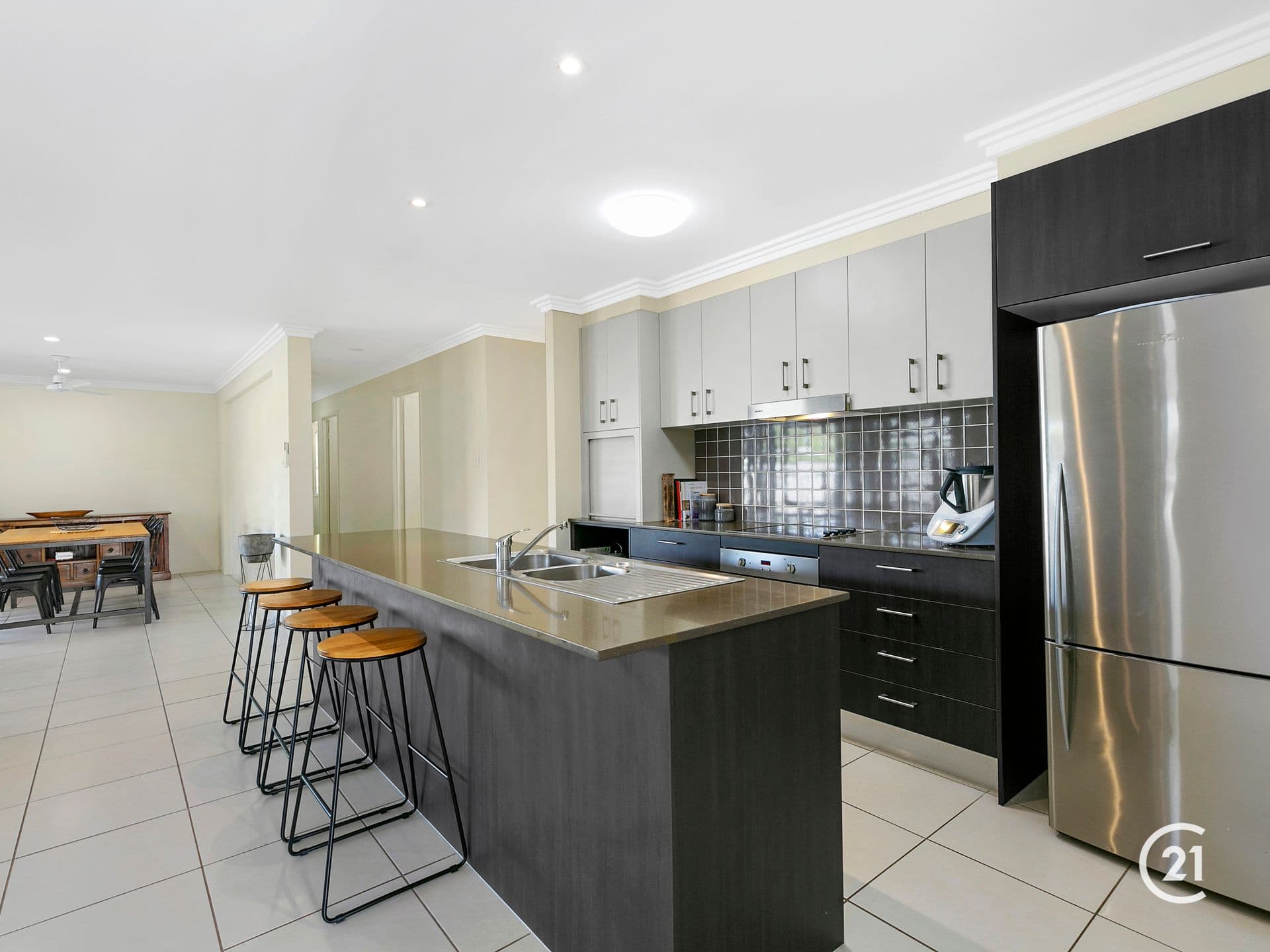 6/18 Lanyana Way, Noosa Heads, QLD, 4567, Peregian Springs - Thumbnail 2