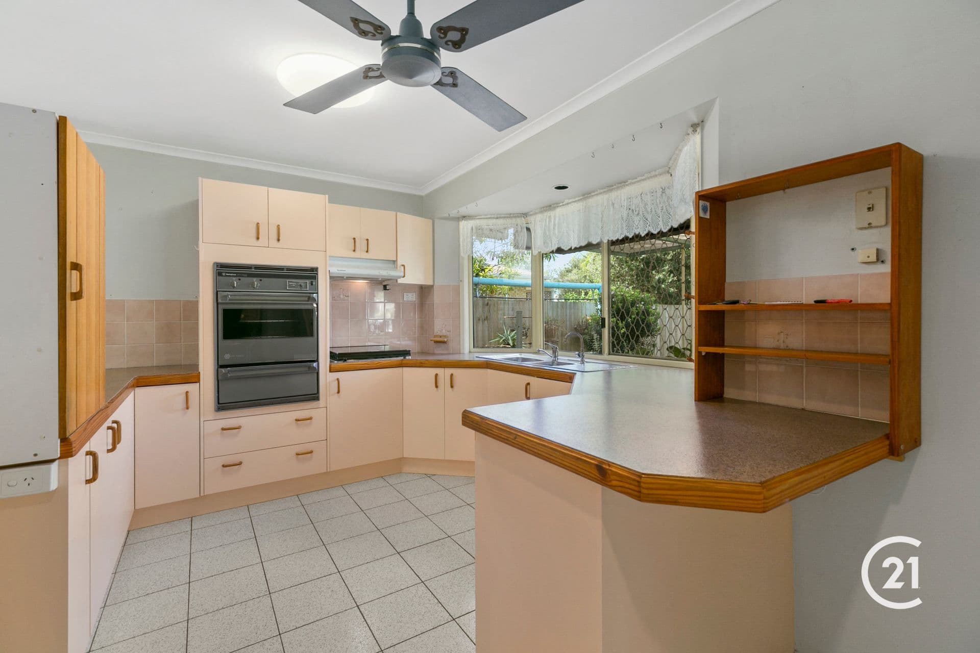 23 Woolumba Street, Tewantin, QLD, 4565, Tewantin - Thumbnail 2