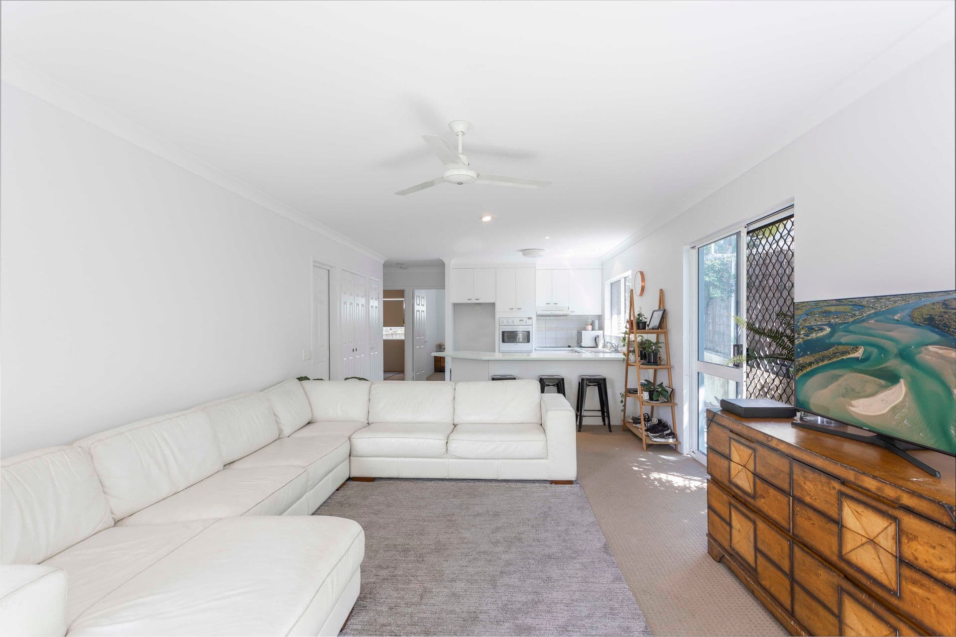 1/65 Southern Cross Parade, Sunrise Beach, QLD, 4567, Sunrise Beach - Thumbnail 3