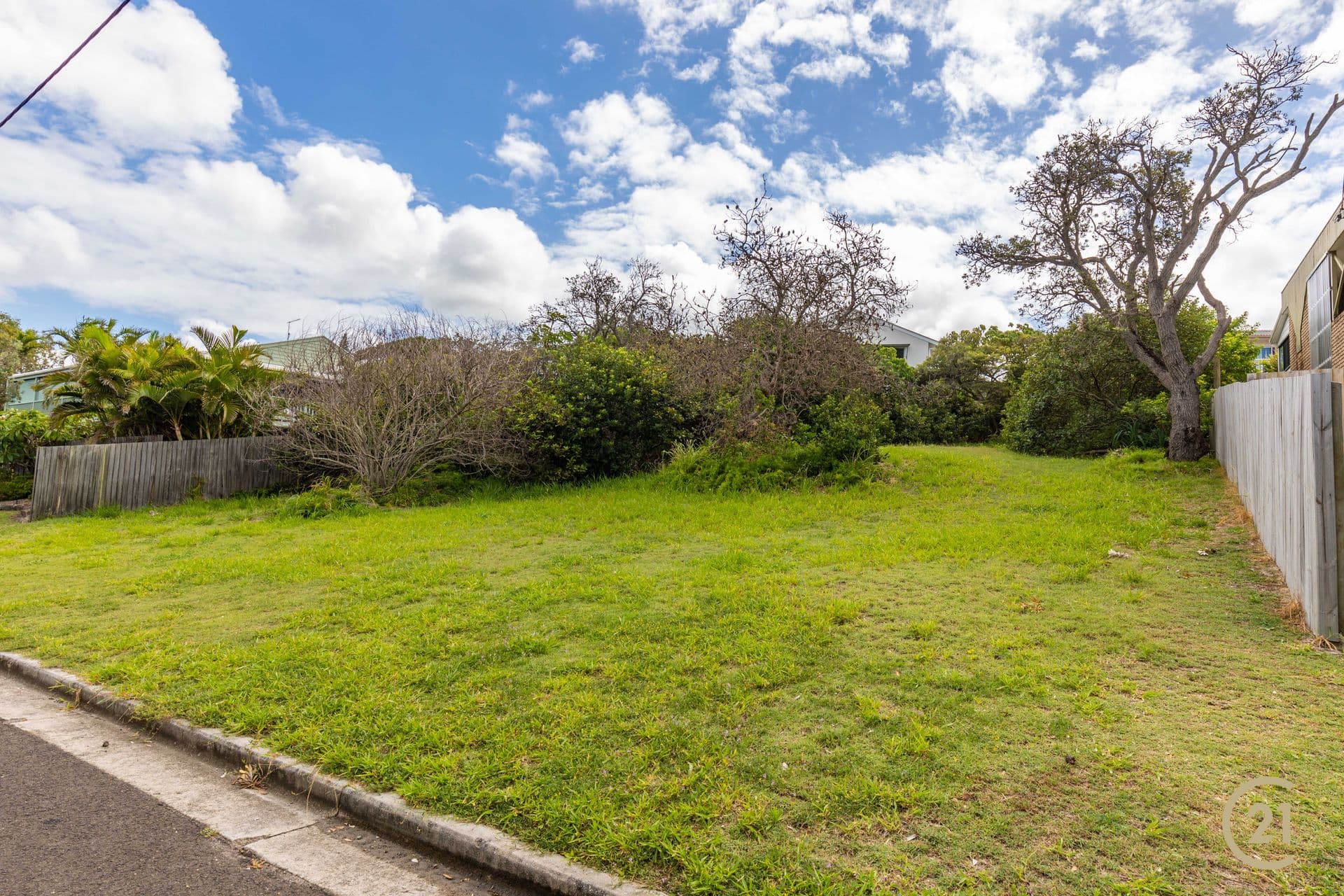 71 Lorikeet Drive, Peregian Beach, QLD, 4573, Peregian Beach - Thumbnail 2